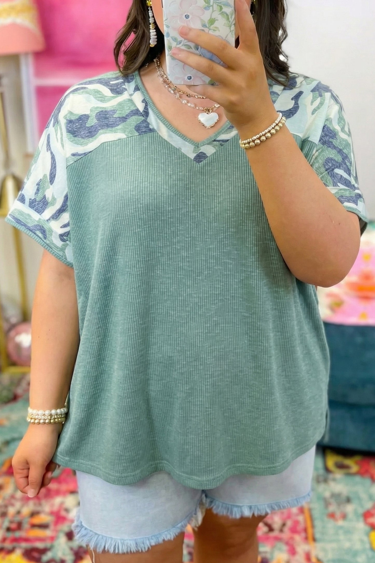 Mist Green Ribbed Camouflage Patchwork Plus Size V Neck Tee-Plus Size/Plus Size Tops/Plus Size Tops & Tees-[Adult]-[Female]-2022 Online Blue Zone Planet