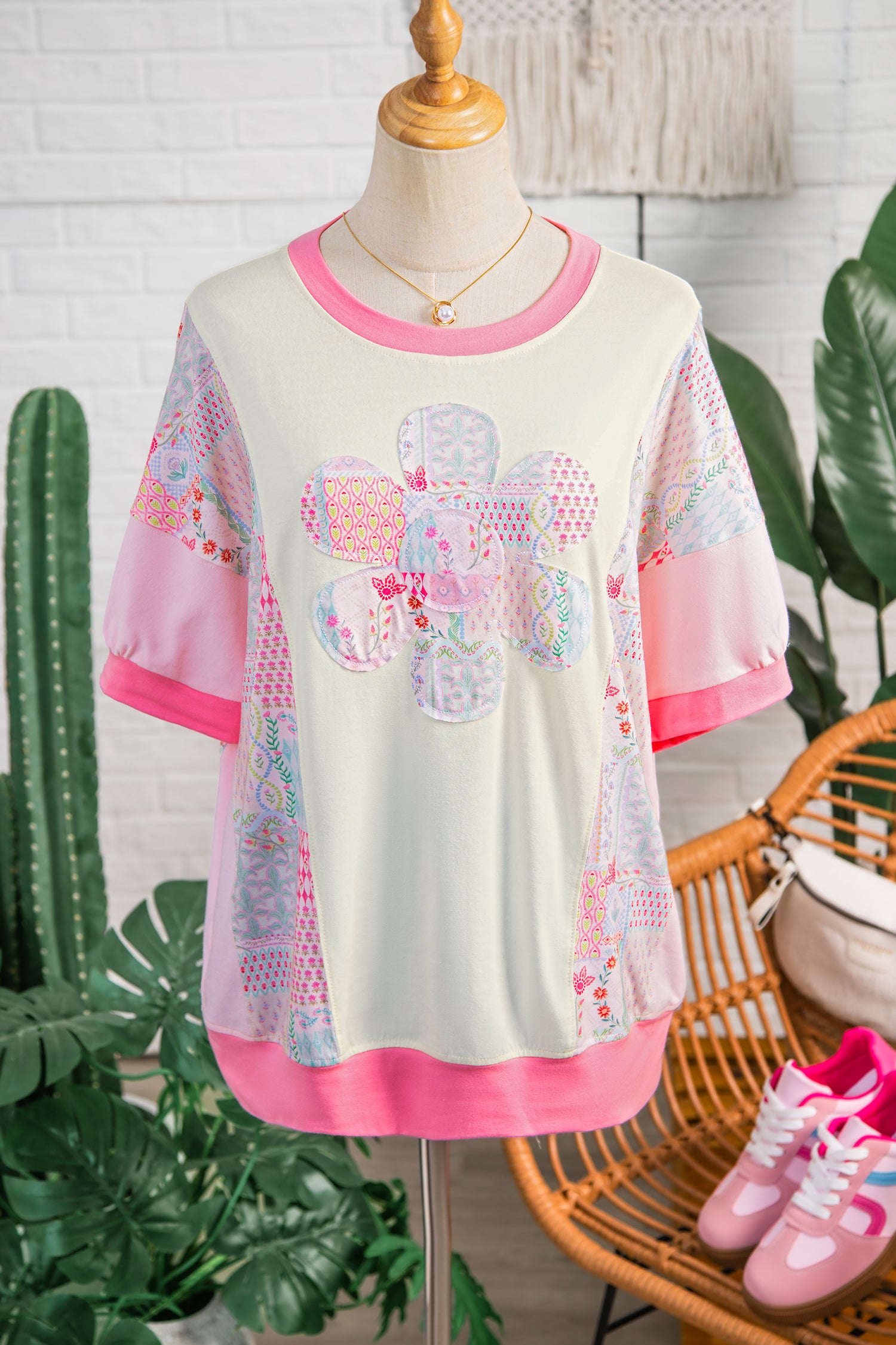 Beige Color Block Floral Patchwork Big Flower Accent Relaxed Top-Tops/Tops & Tees-[Adult]-[Female]-2022 Online Blue Zone Planet