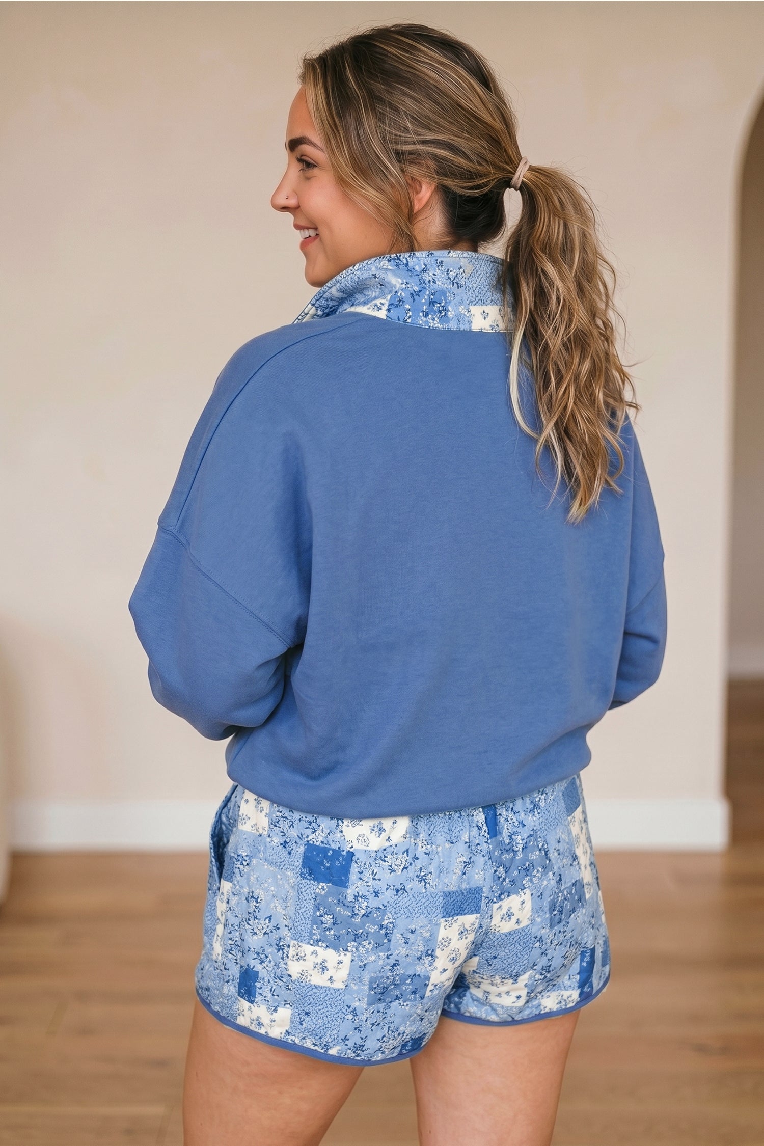 Blue Floral Patchwork V-Neck Long Sleeve Short Bottoms Plus Size Set-Plus Size/Plus Size Sweatshirts & Hoodies-[Adult]-[Female]-2022 Online Blue Zone Planet