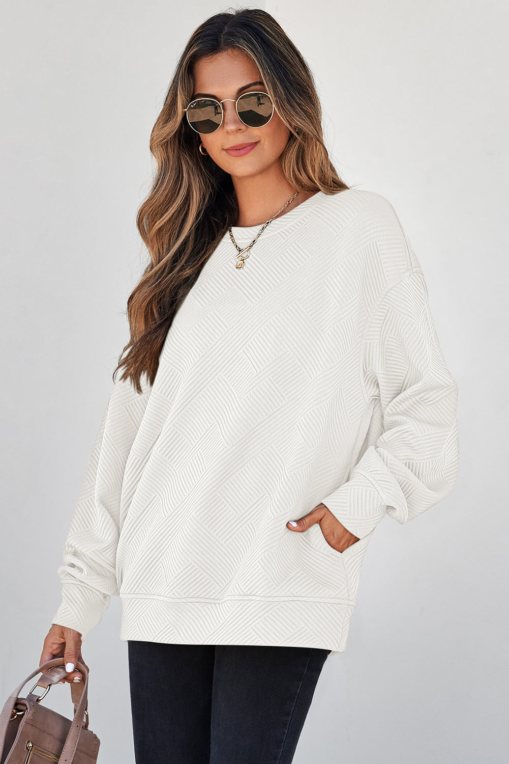 White Solid Color Textured Round Neck Drop Shoulder Pullover Sweatshirt