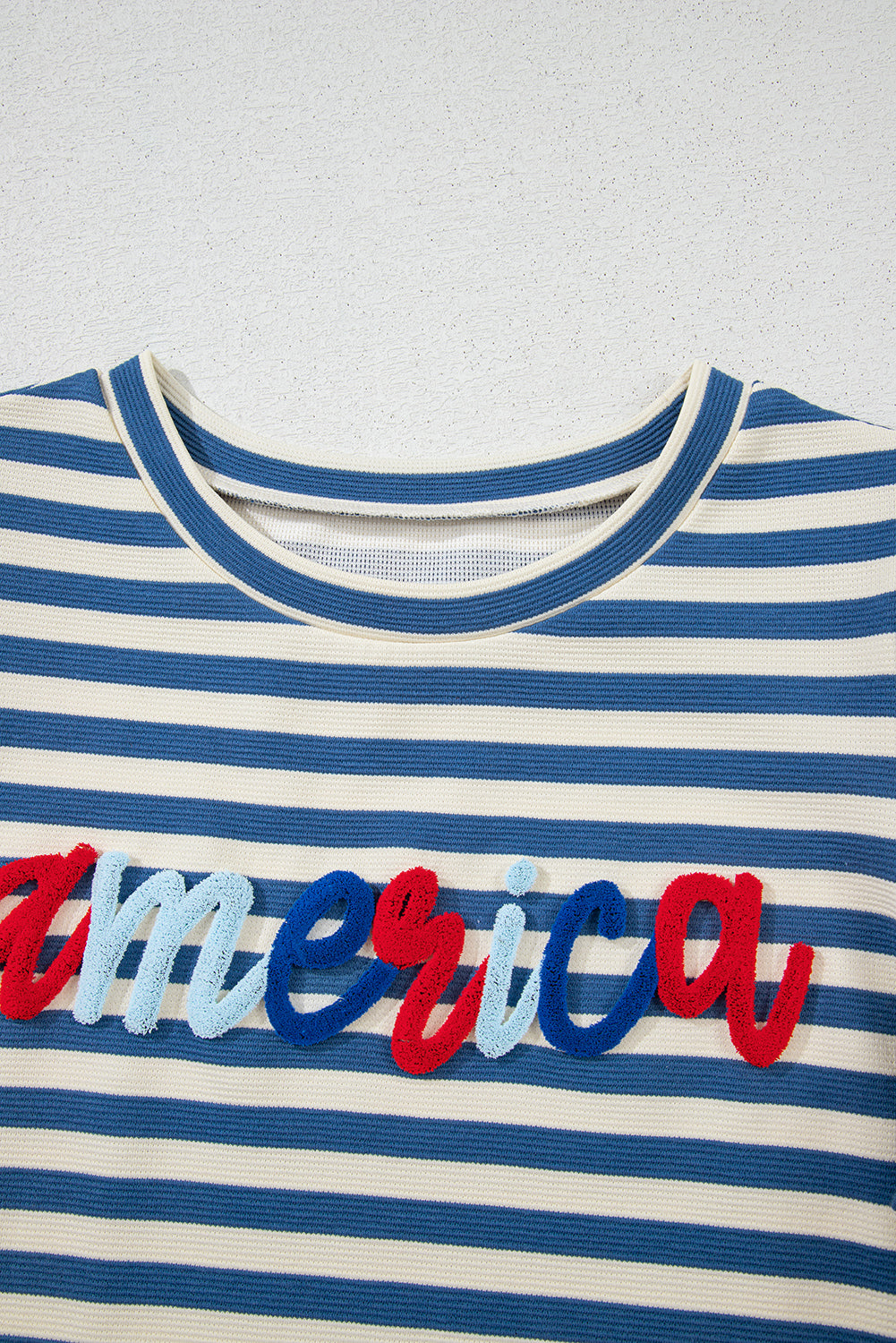 Blue Stripe America Cursive Graphic Puff Sleeve T-shirt