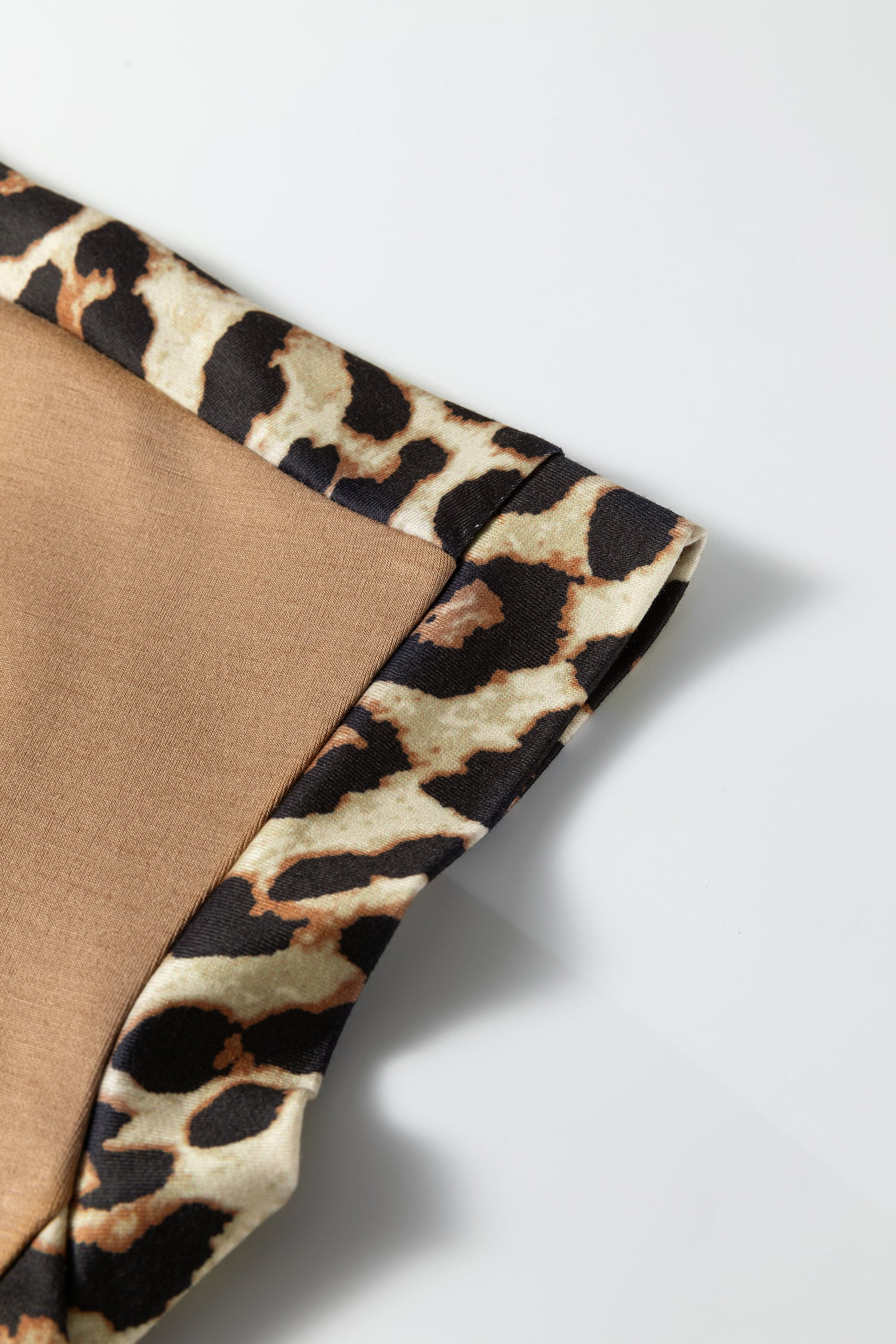 Light French Beige Leopard Trim Round Neck Loose T Shirt-Tops/Tops & Tees-[Adult]-[Female]-2022 Online Blue Zone Planet