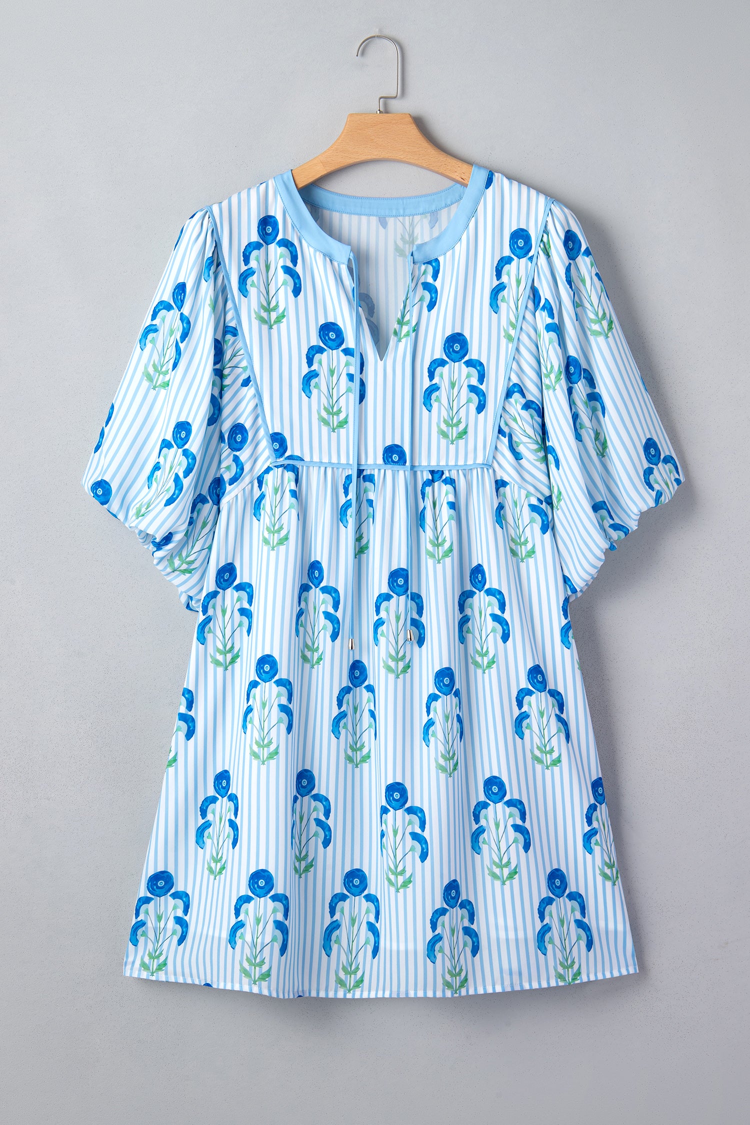 Sky Blue Floral Striped Bubble Short Sleeve Plus Size Dress-Plus Size/Plus Size Dresses/Plus Size Mini Dresses-[Adult]-[Female]-2022 Online Blue Zone Planet