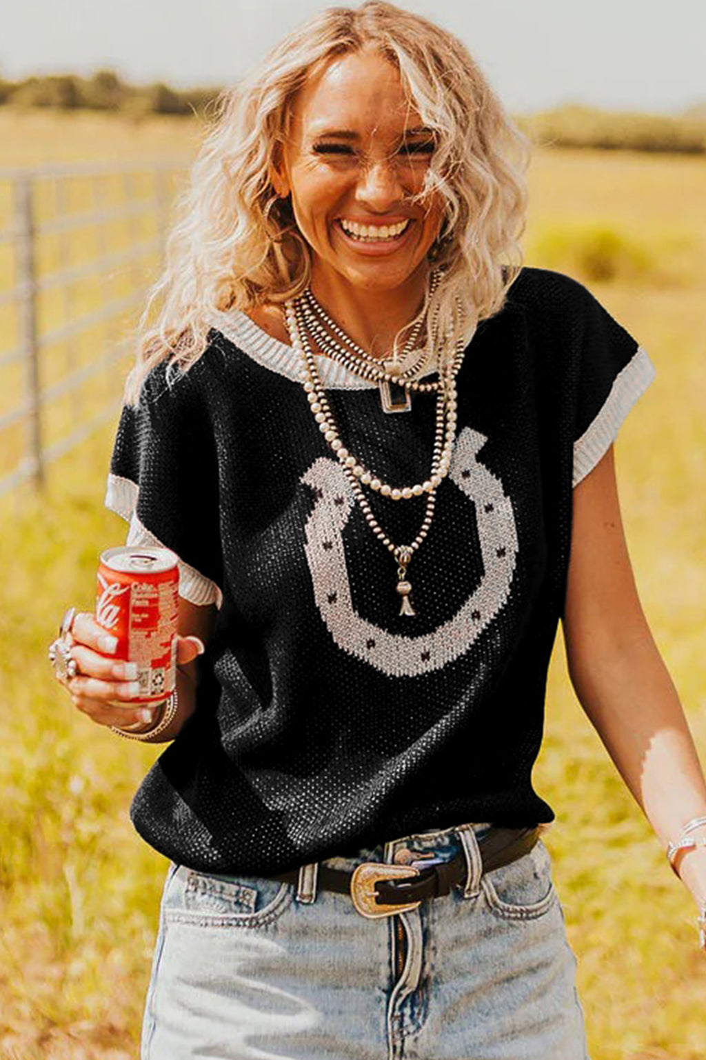 Black Horse Shoe Pattern Contrast Trim Short Sleeve Sweater-Sweaters & Cardigans/Short Sleeve Sweaters-[Adult]-[Female]-2022 Online Blue Zone Planet