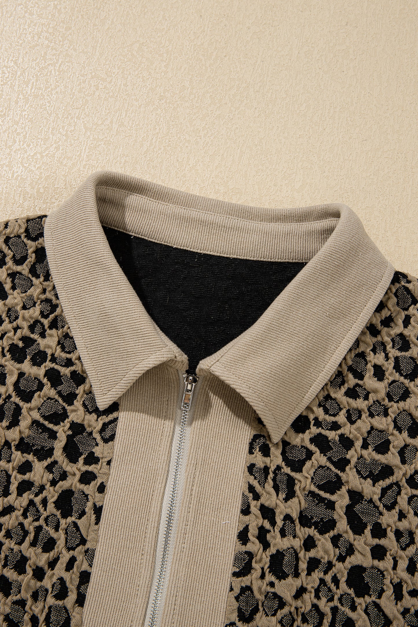Beige Ribbed Patchwork Collar Cuffed Sleeve Leopard Plus Top-Plus Size/Plus Size Tops/Plus Size Tops & Tees-[Adult]-[Female]-2022 Online Blue Zone Planet