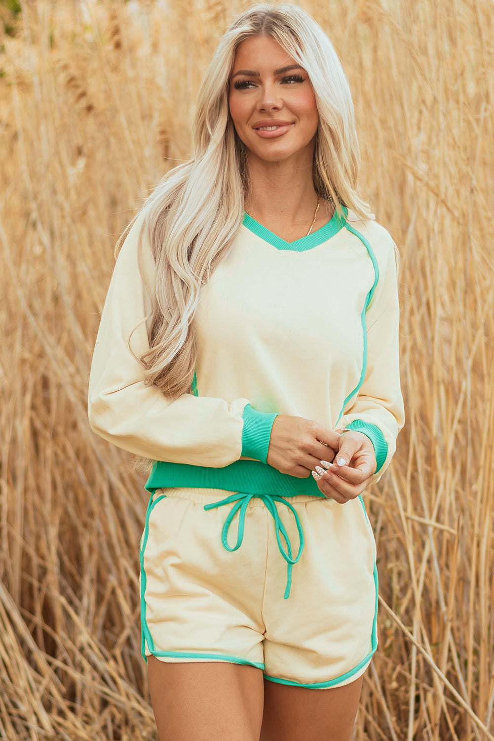 White Contrast Trim Colorblock Long Sleeve Pullover and Drawstring Shorts 2pcs Outfit-Two Piece Sets/Short Sets-[Adult]-[Female]-2022 Online Blue Zone Planet
