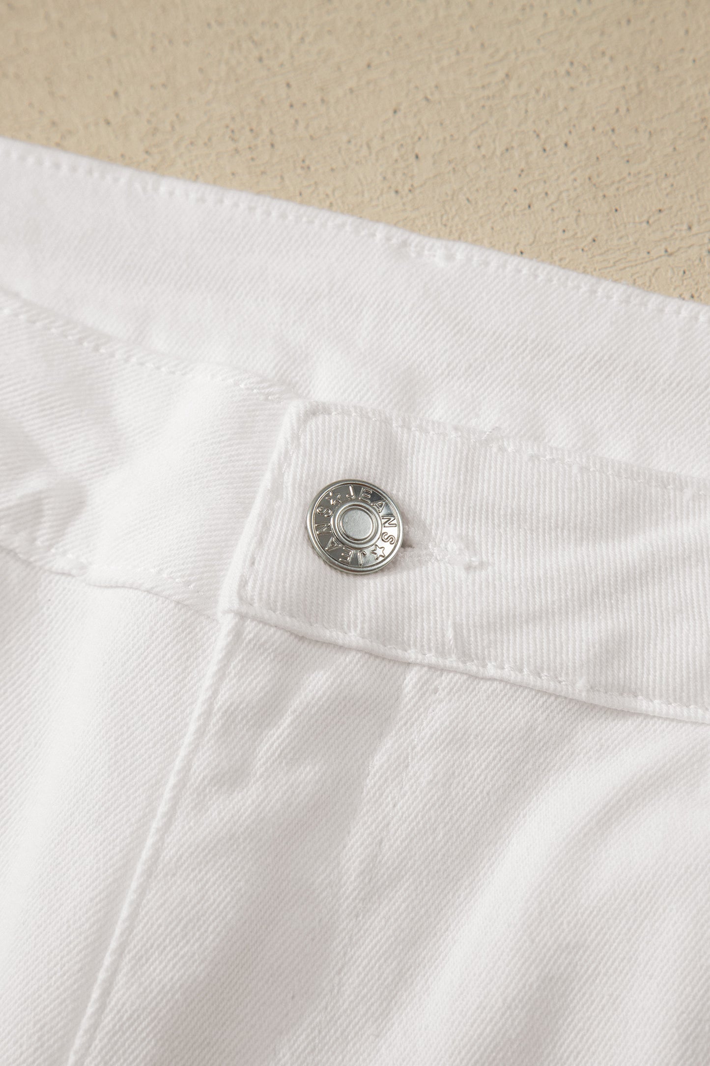 White Solid Color Rolled Cuffs Denim Bermuda Shorts-Bottoms/Denim Shorts-[Adult]-[Female]-2022 Online Blue Zone Planet