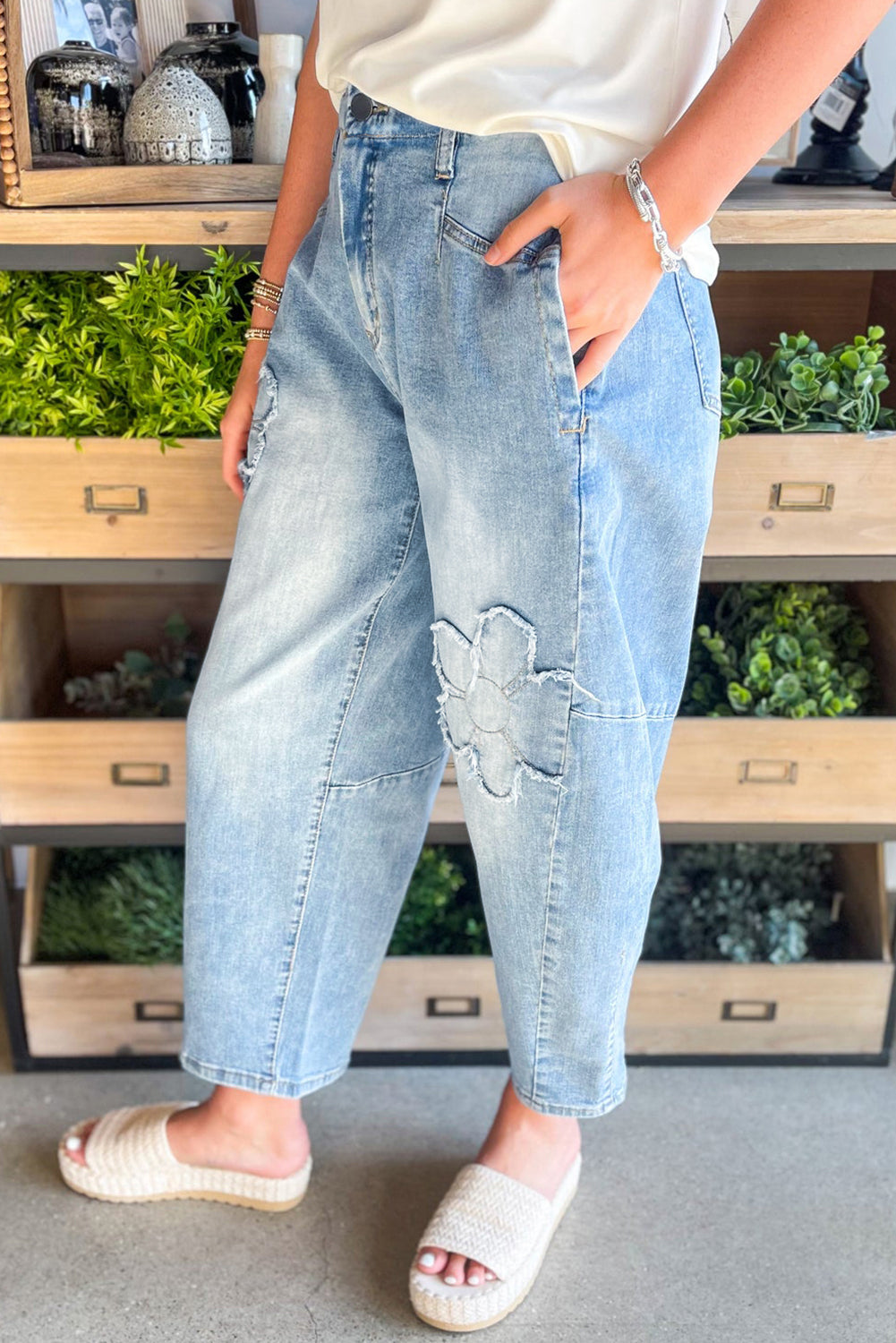 Beau Blue Flower Patched Light Wash Cropped High Waist Jeans-Bottoms/Jeans-[Adult]-[Female]-2022 Online Blue Zone Planet