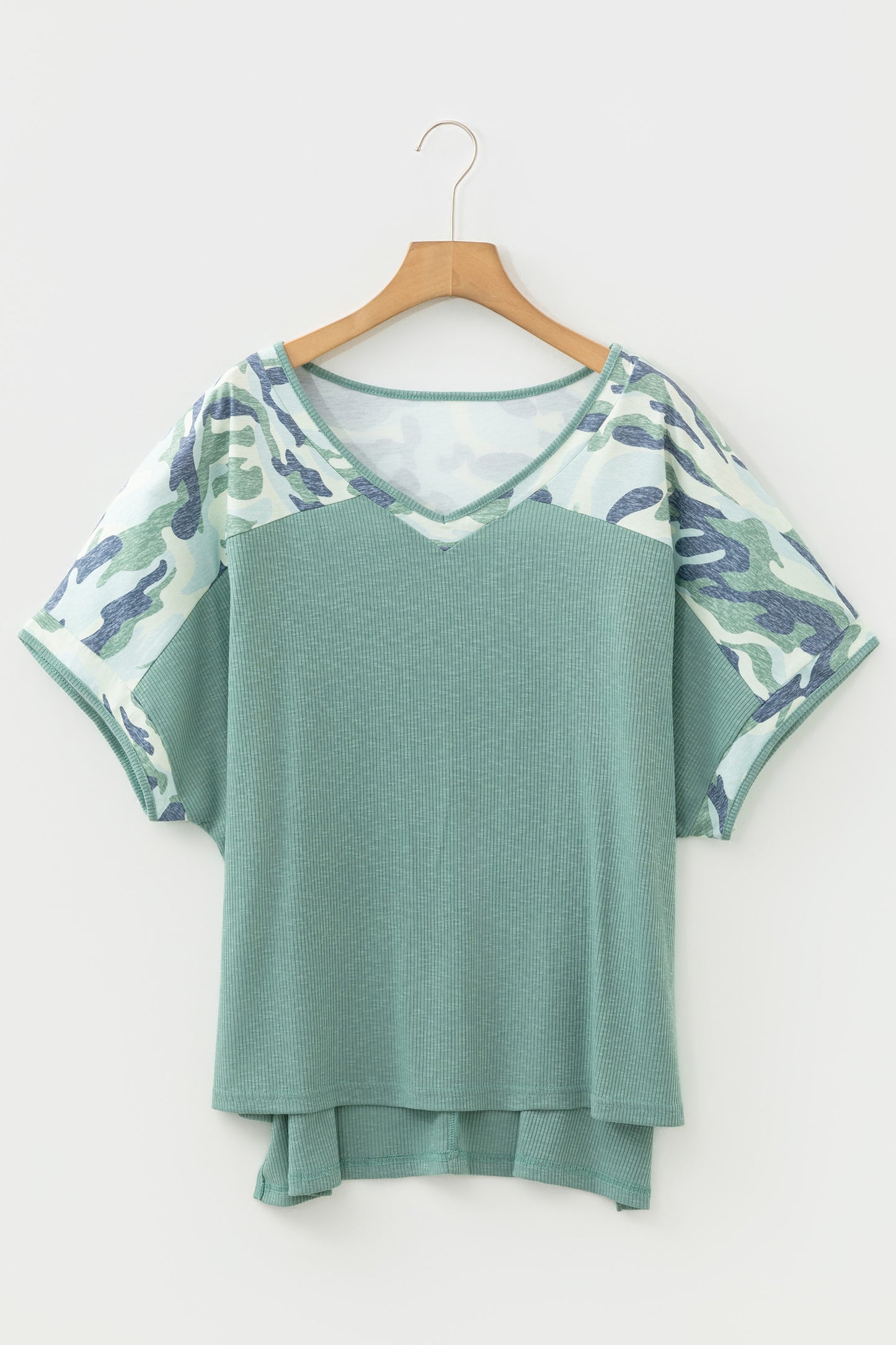 Mist Green Ribbed Camouflage Patchwork Plus Size V Neck Tee-Plus Size/Plus Size Tops/Plus Size Tops & Tees-[Adult]-[Female]-2022 Online Blue Zone Planet