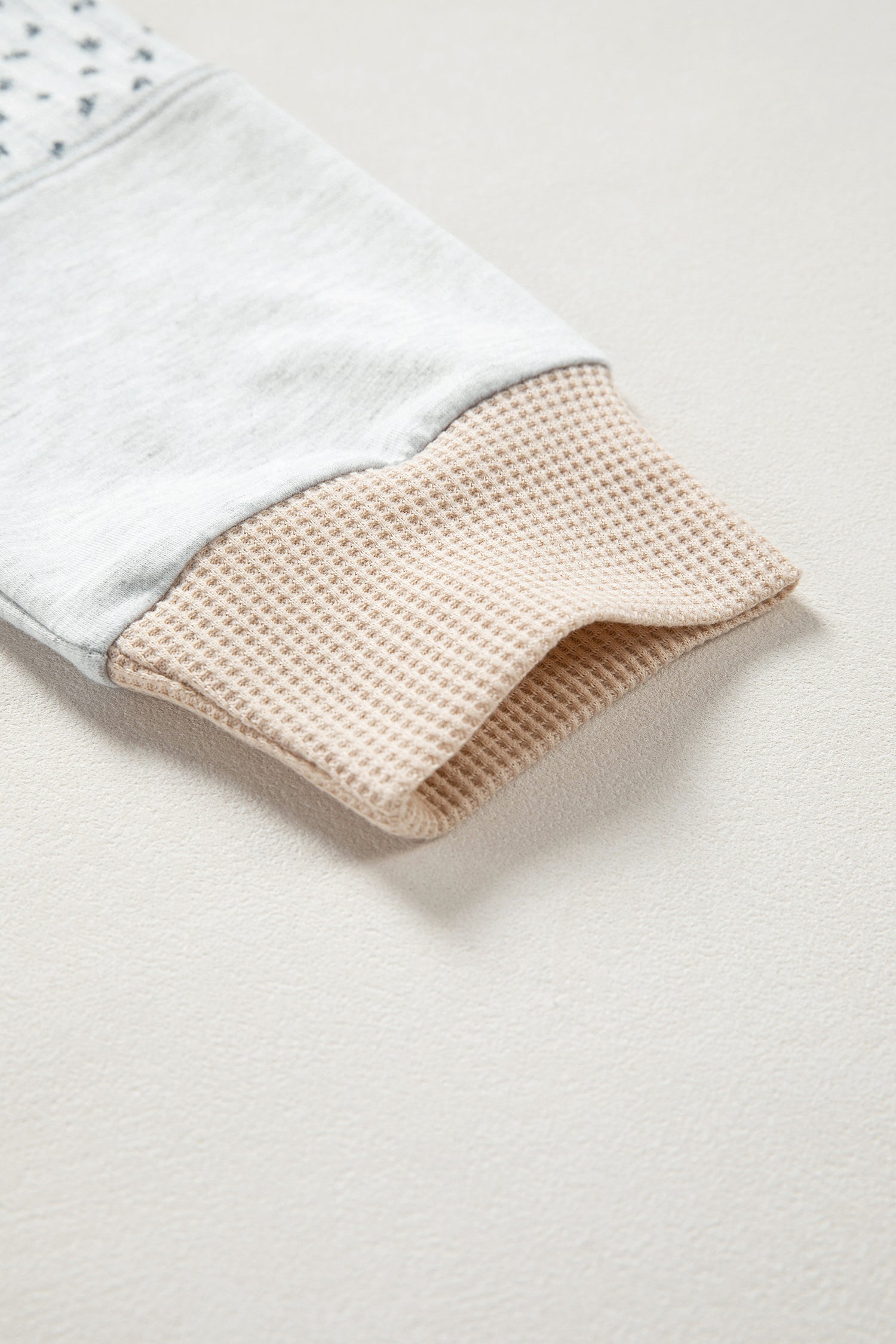 Light Grey Mixed Print Raglan Sleeve Patchwork Exposed Seam Pullover Top-Tops/Long Sleeve Tops-[Adult]-[Female]-2022 Online Blue Zone Planet