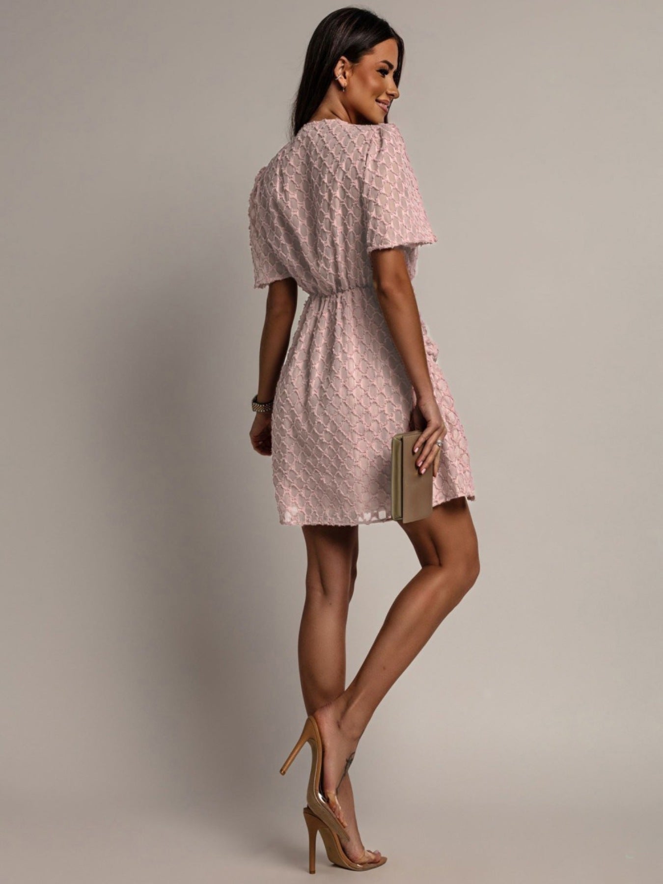 de034e30-3739-49fe-b90b-a786d5b02541-Max