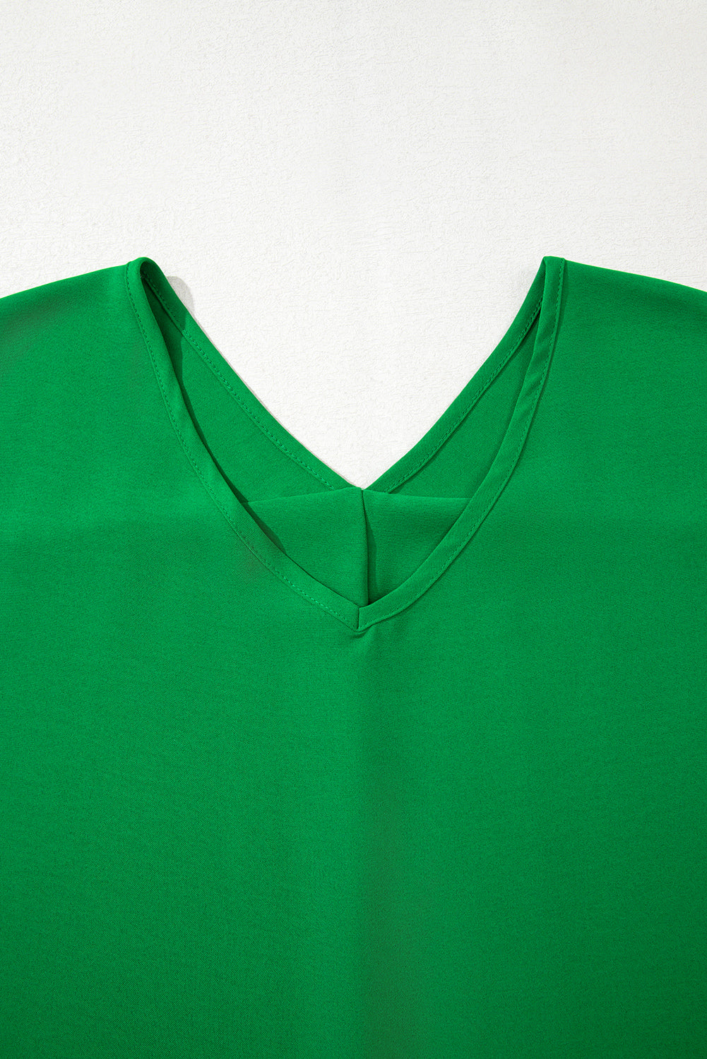 Green Seamed Back High Low Hem V Neck Cuffed Sleeve Plus Size Tee-Plus Size/Plus Size Tops/Plus Size Tops & Tees-[Adult]-[Female]-2022 Online Blue Zone Planet