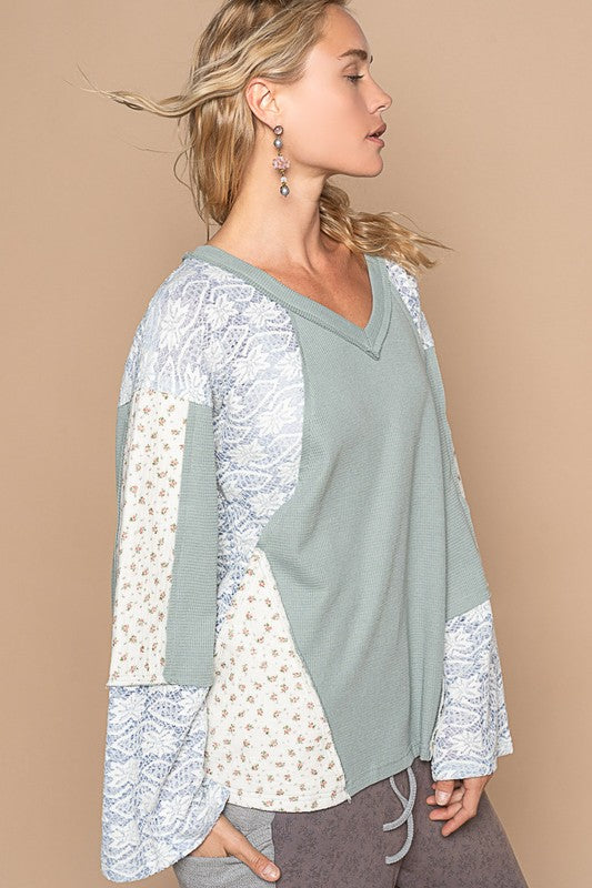 POL Lace Floral Round Neck Knit Top-TOPS / DRESSES-[Adult]-[Female]-2022 Online Blue Zone Planet