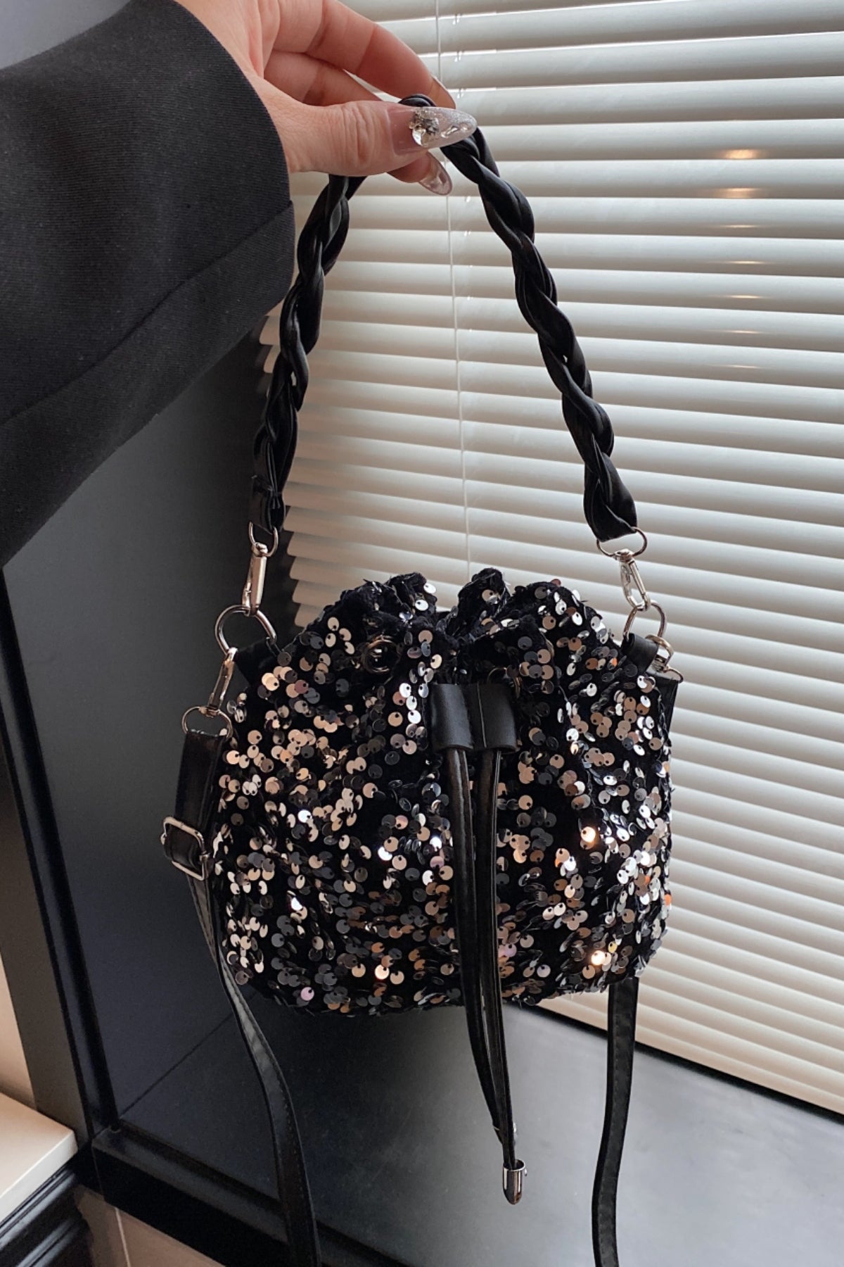 Sequin Drawstring Bucket Bag-HANDBAGS-[Adult]-[Female]-2022 Online Blue Zone Planet