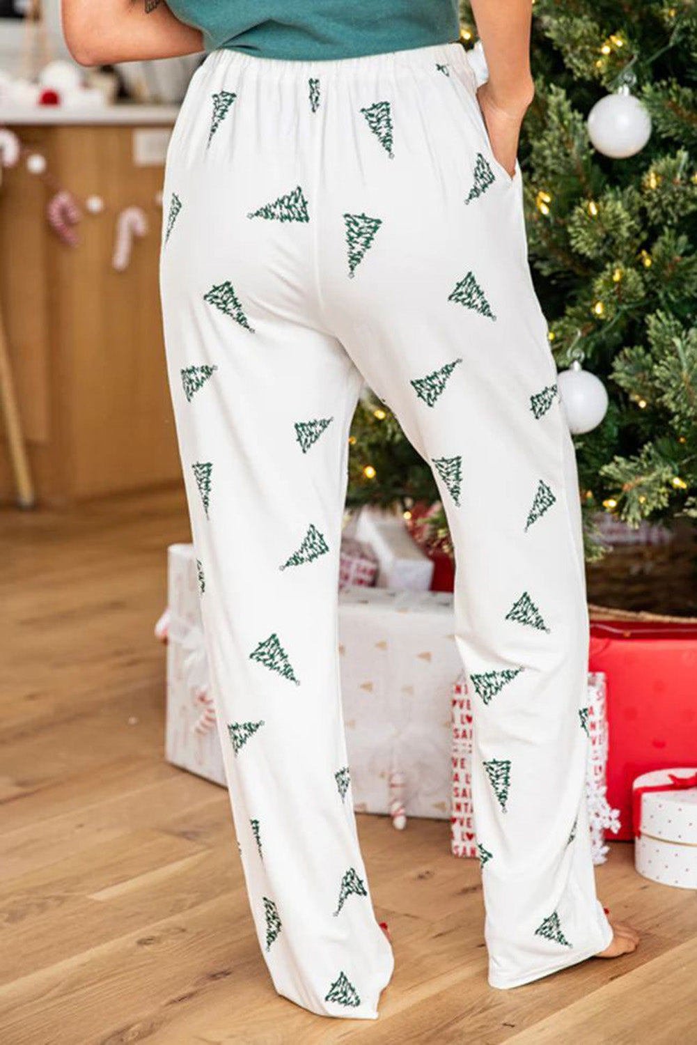 Green Christmas Tree Print Tee & White Pants Loungewear Set-Loungewear Set-[Adult]-[Female]-2022 Online Blue Zone Planet