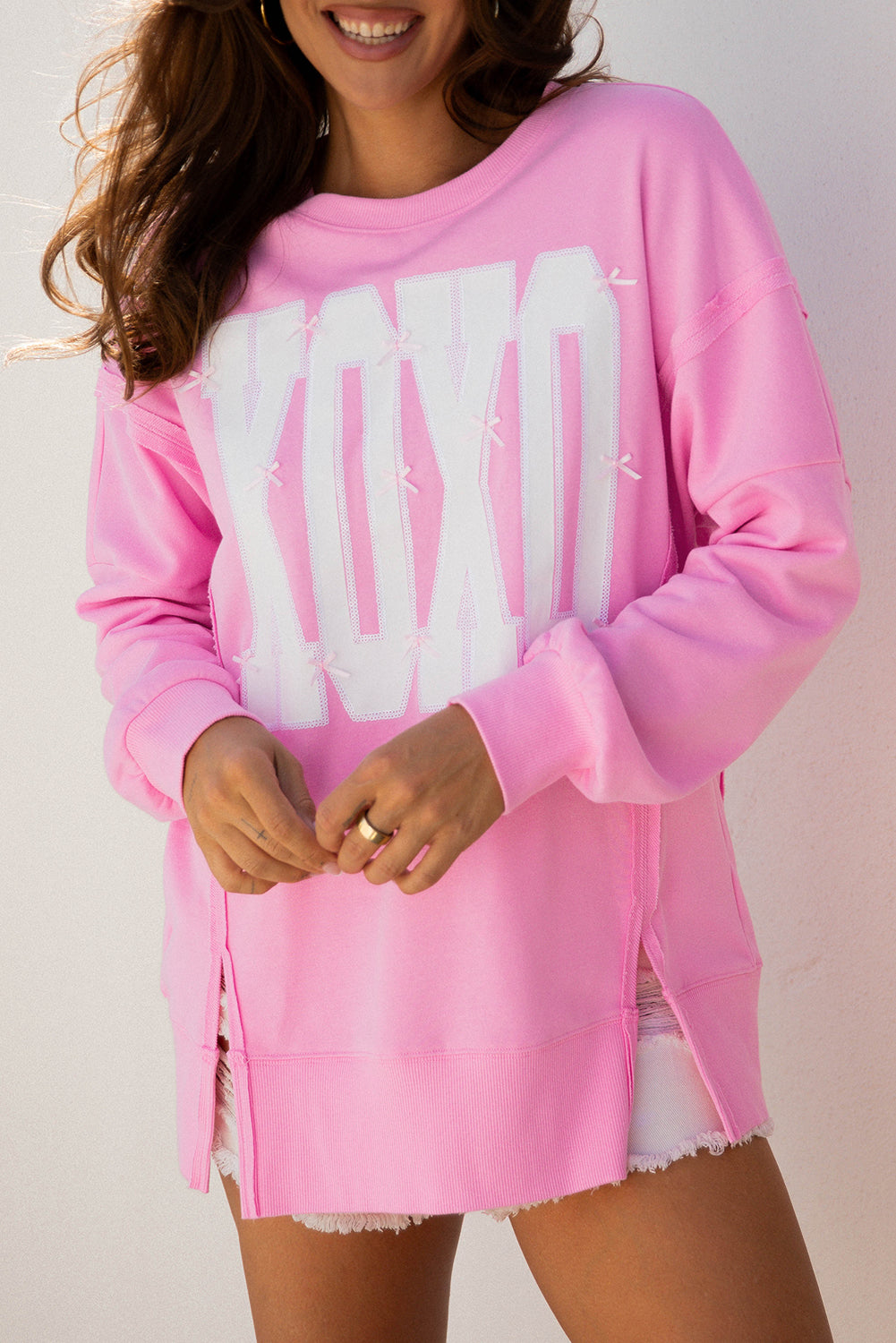 Pink Bow Sequin XOXO Letter Graphic Exposed Seam Baggy Sweatshirt-Tops/Sweatshirts & Hoodies-[Adult]-[Female]-2022 Online Blue Zone Planet