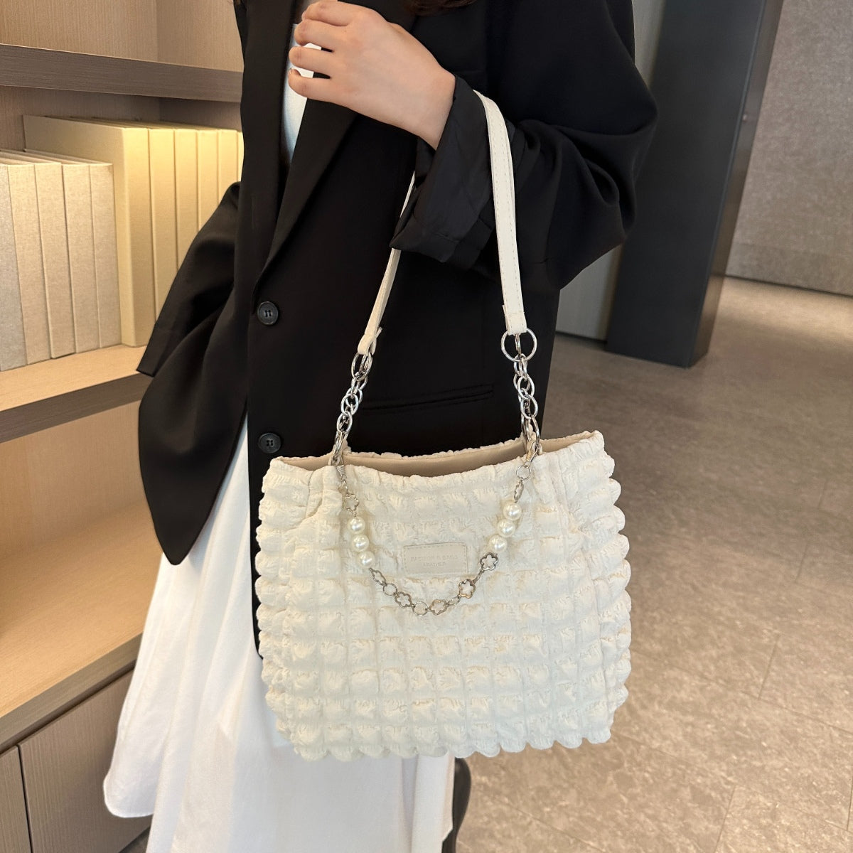 Cloud Puffy Polyester Tote Bag-[Adult]-[Female]-2022 Online Blue Zone Planet