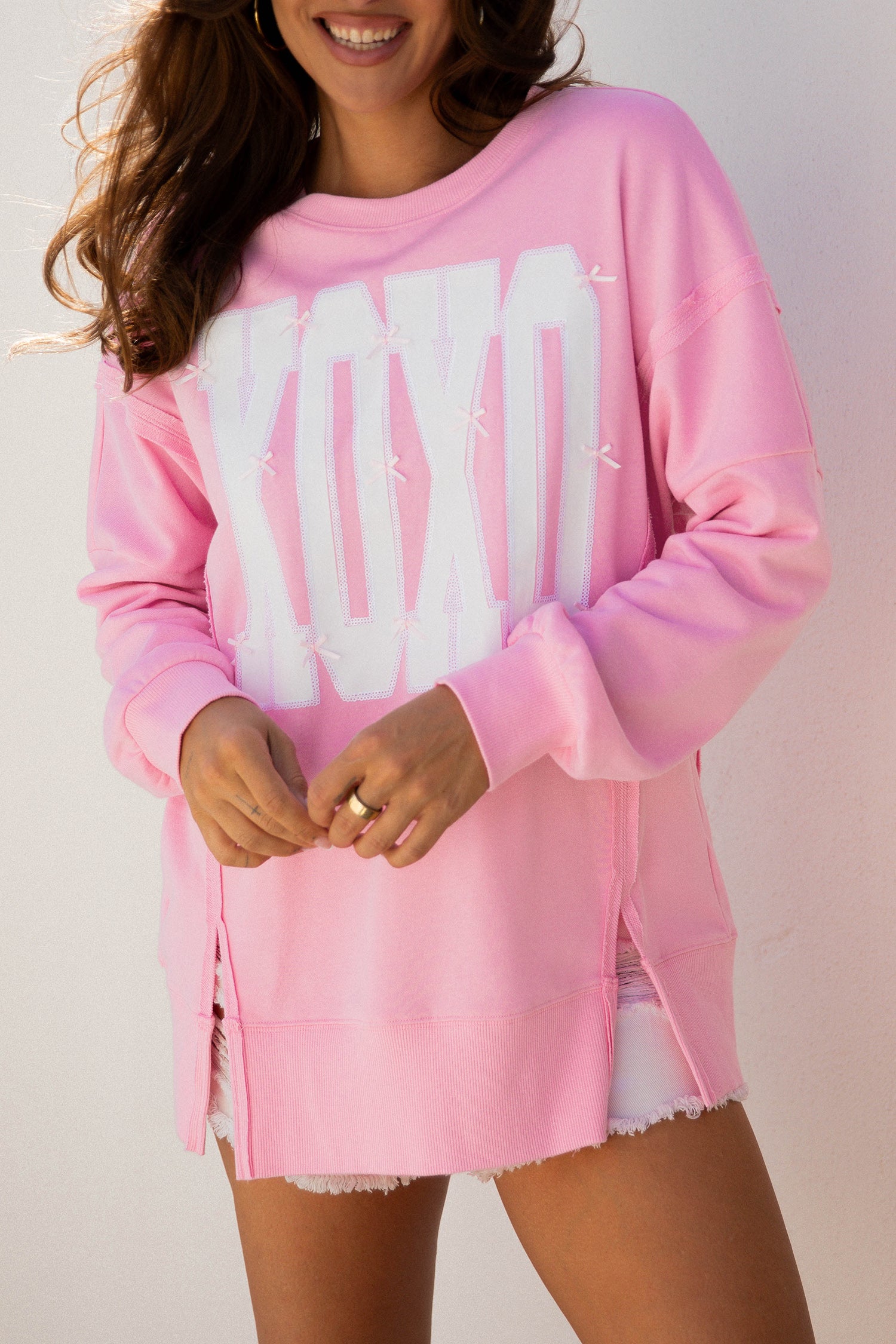 Pink Bow Sequin XOXO Letter Graphic Exposed Seam Baggy Sweatshirt-Tops/Sweatshirts & Hoodies-[Adult]-[Female]-2022 Online Blue Zone Planet