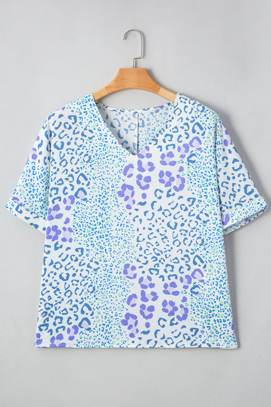 Sky Blue Leopard Print Short Sleeve V Neck Plus Size Top-Plus Size/Plus Size Tops/Plus Size Blouses & Shirts-[Adult]-[Female]-2022 Online Blue Zone Planet