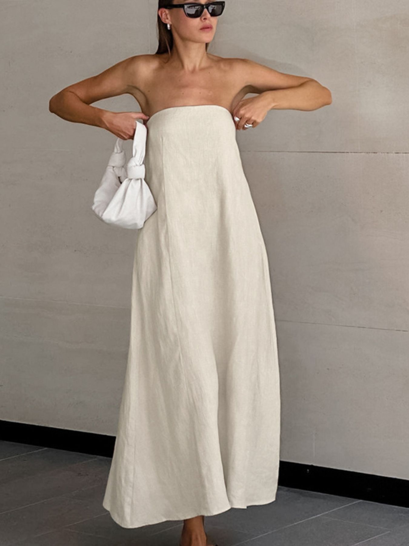 e6c4fb44-20da-4f45-bbce-10d78ad02b4b-Max