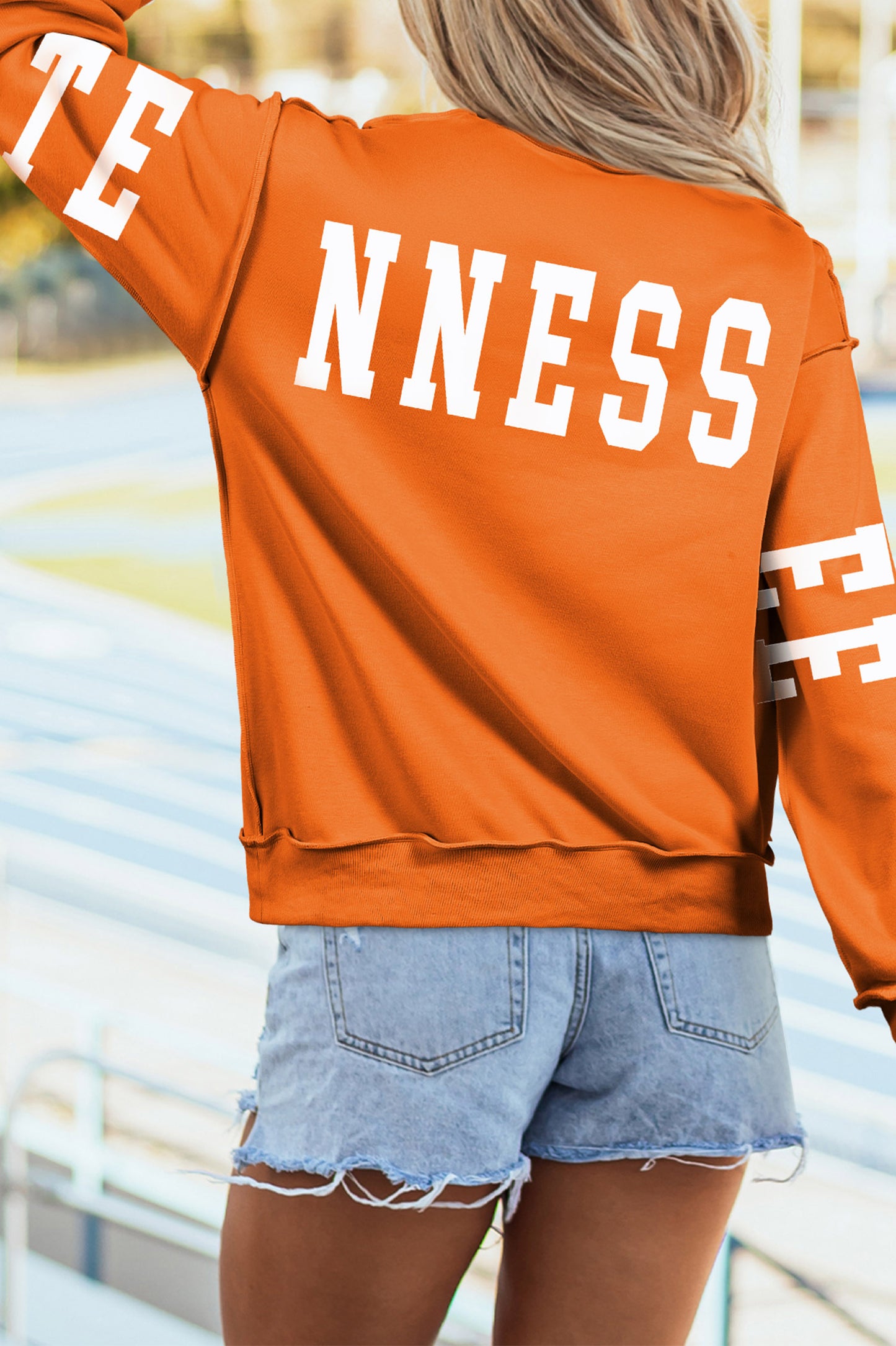 Carrot TN TENNESSEE Letter Print Exposed Seam Detail High Neck Sweatshirt-Graphic/Graphic Sweatshirts-[Adult]-[Female]-2022 Online Blue Zone Planet