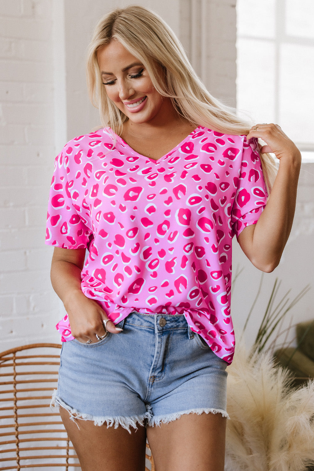 Pink Leopard V Neck Loose Short Sleeve Top-Tops/Tops & Tees-[Adult]-[Female]-2022 Online Blue Zone Planet