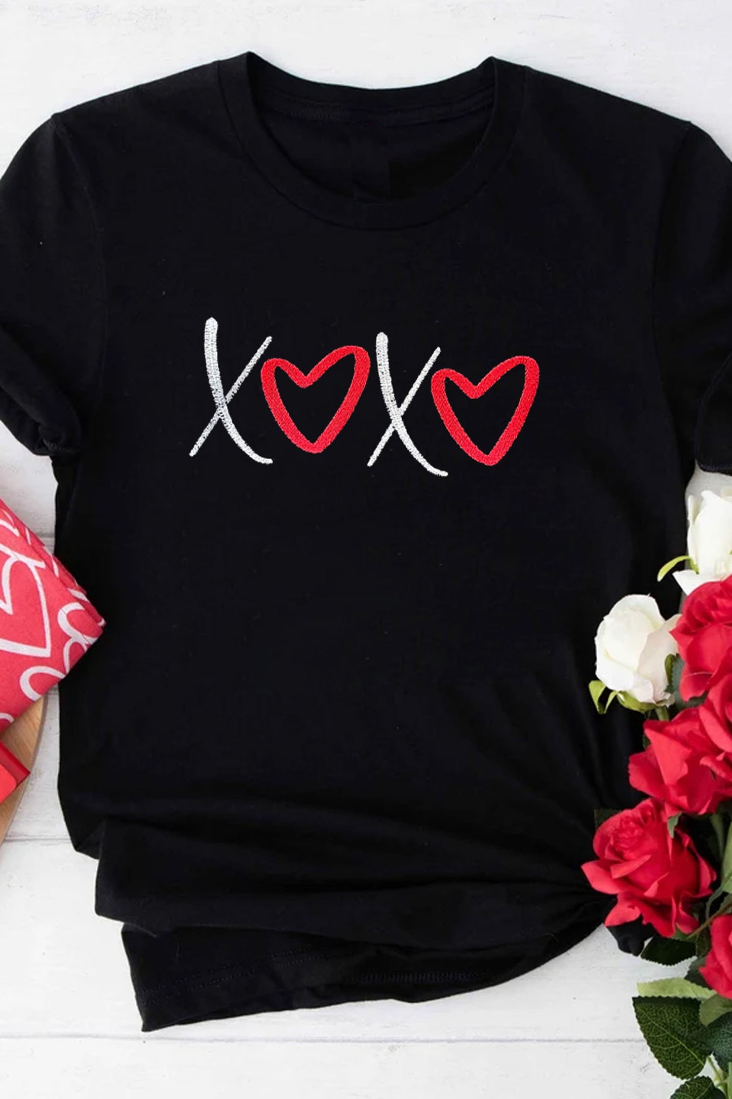 Black Xoxo Valentines Heart Embroidered Casual Graphic Tee-Graphic Tees-[Adult]-[Female]-2022 Online Blue Zone Planet