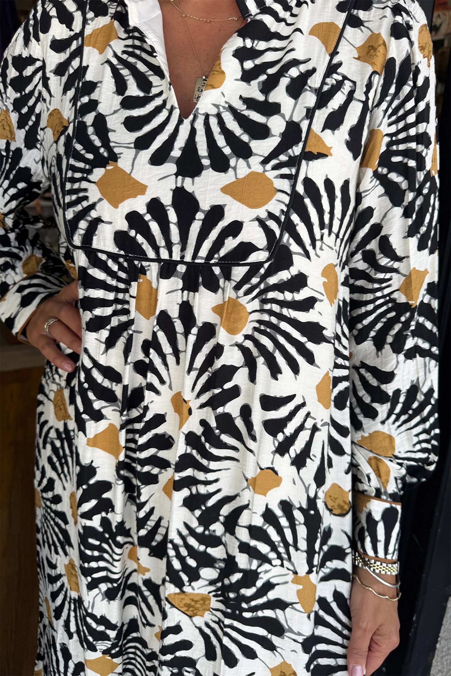 Black Abstract Floral Print Split V Neck Long Dress with Sleeves-Dresses/Maxi Dresses-[Adult]-[Female]-2022 Online Blue Zone Planet