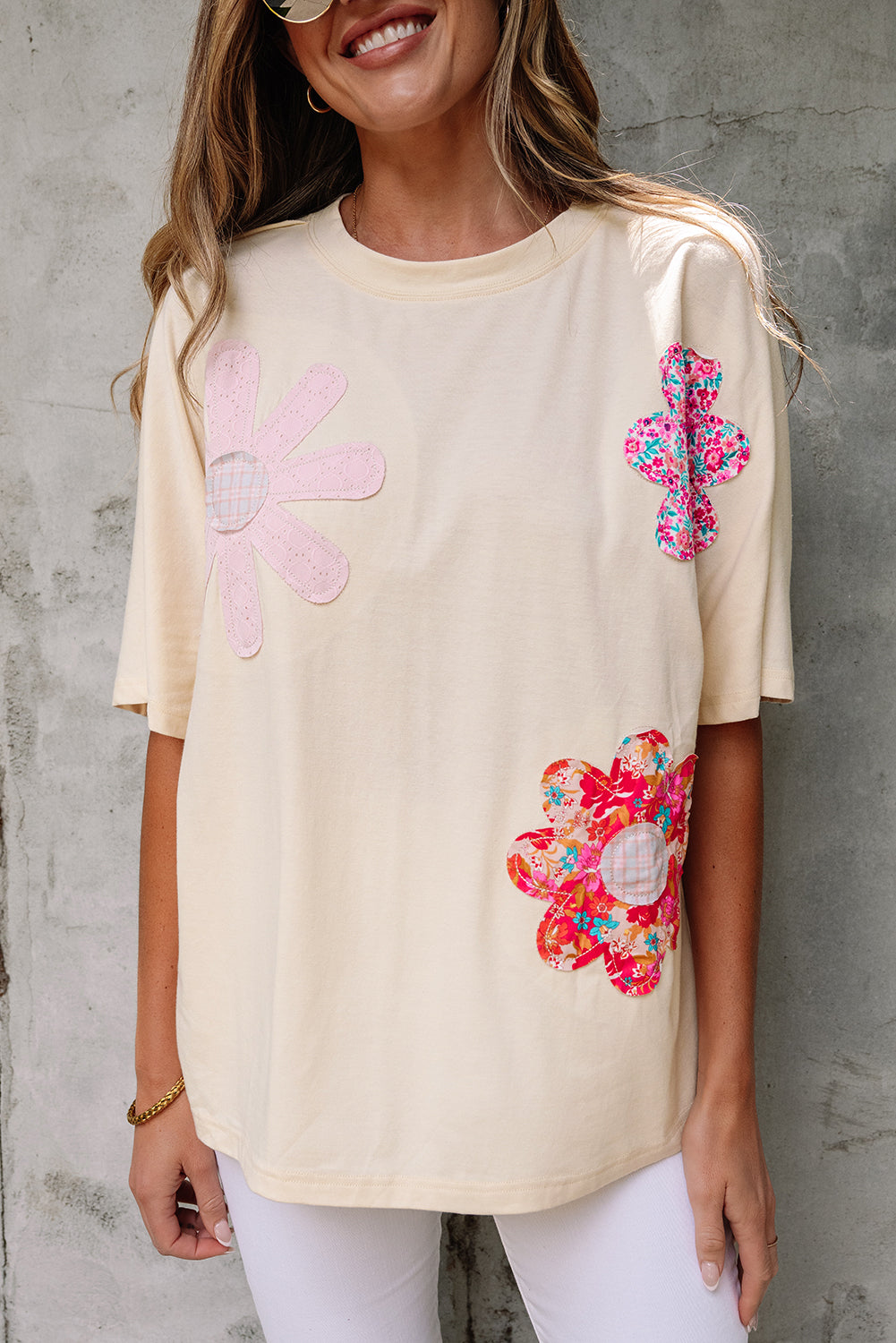 Apricot Flower Patched Exposed Stitching Trim Crew Neck Loose Tee-Tops/Tops & Tees-[Adult]-[Female]-2022 Online Blue Zone Planet