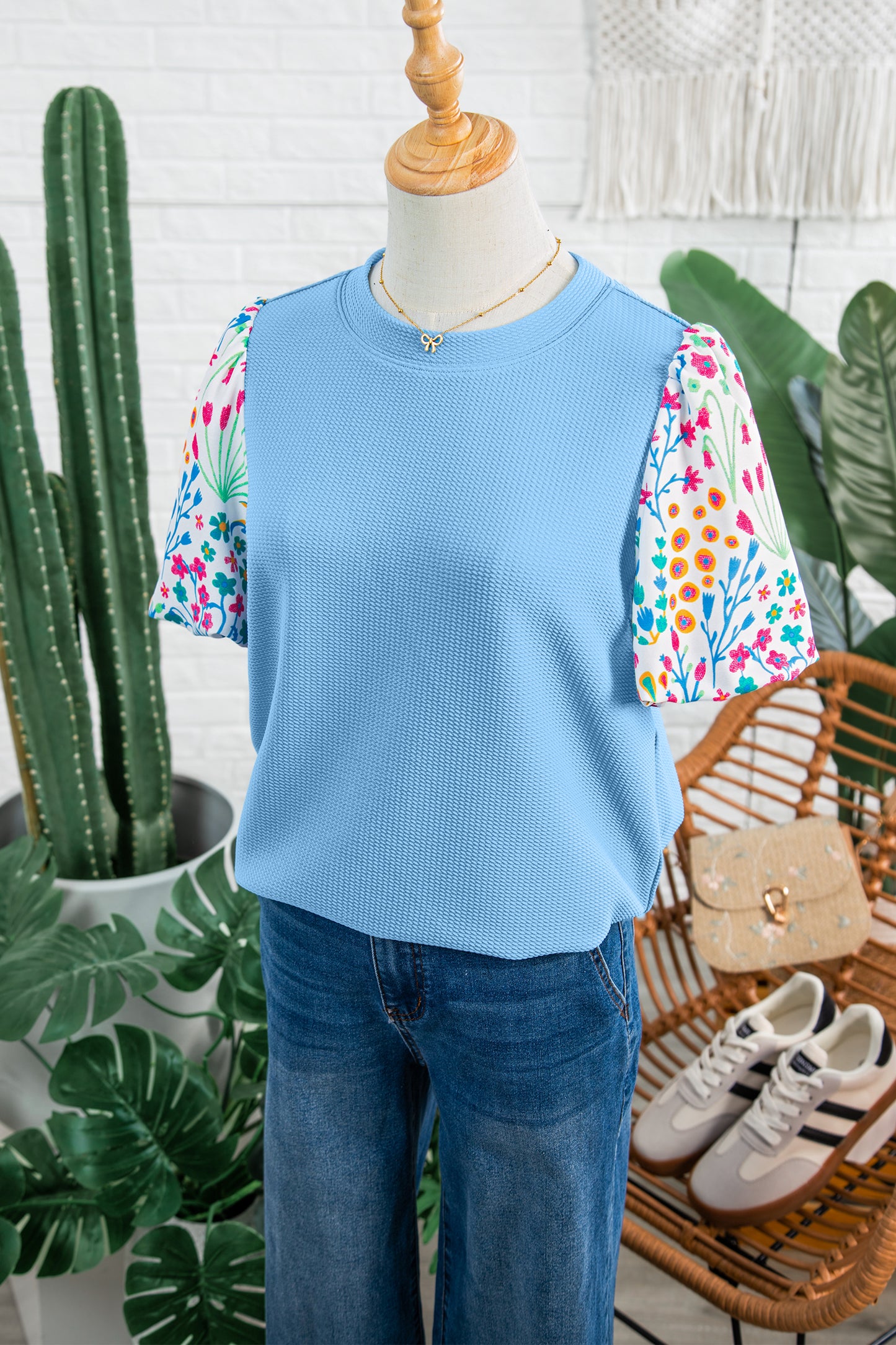 Light Blue Round Neck Textured Contrast Floral Bubble Sleeve Blouse-Tops/Blouses & Shirts-[Adult]-[Female]-2022 Online Blue Zone Planet
