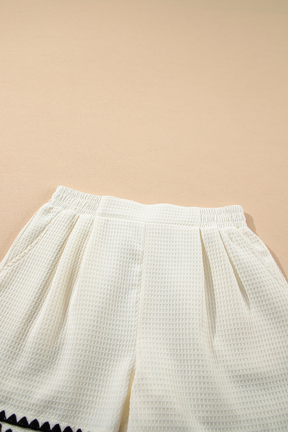 White Waffle Texture Contrast Ricrac Hemline Casual Shorts-Bottoms/Casual Shorts-[Adult]-[Female]-2022 Online Blue Zone Planet