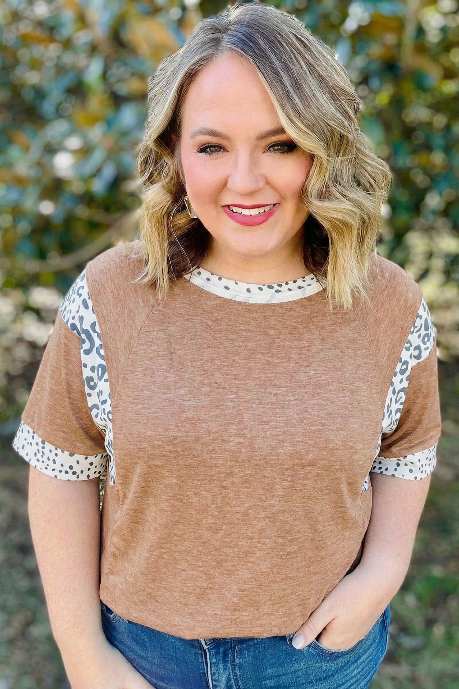 Chestnut Animal Color Block Patchwork Plus Size Tee-Plus Size/Plus Size Tops-[Adult]-[Female]-2022 Online Blue Zone Planet