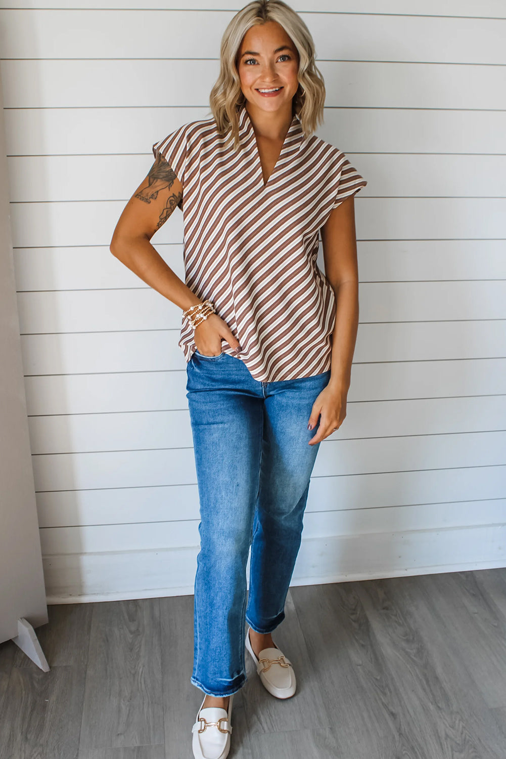 Chestnut Striped Stand V Neck Short Sleeve Blouse-Tops/Blouses & Shirts-[Adult]-[Female]-2022 Online Blue Zone Planet