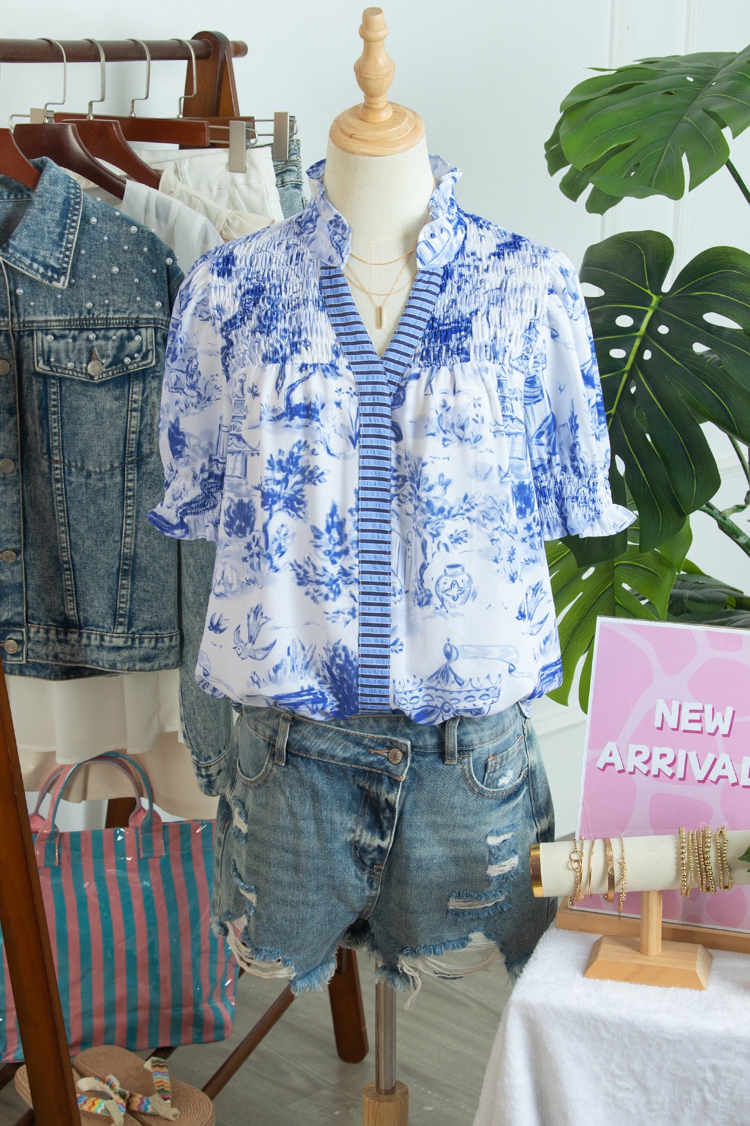 Blue Wild Animal Paradise Striped Detail V Neck Blouse-Tops/Blouses & Shirts-[Adult]-[Female]-2022 Online Blue Zone Planet