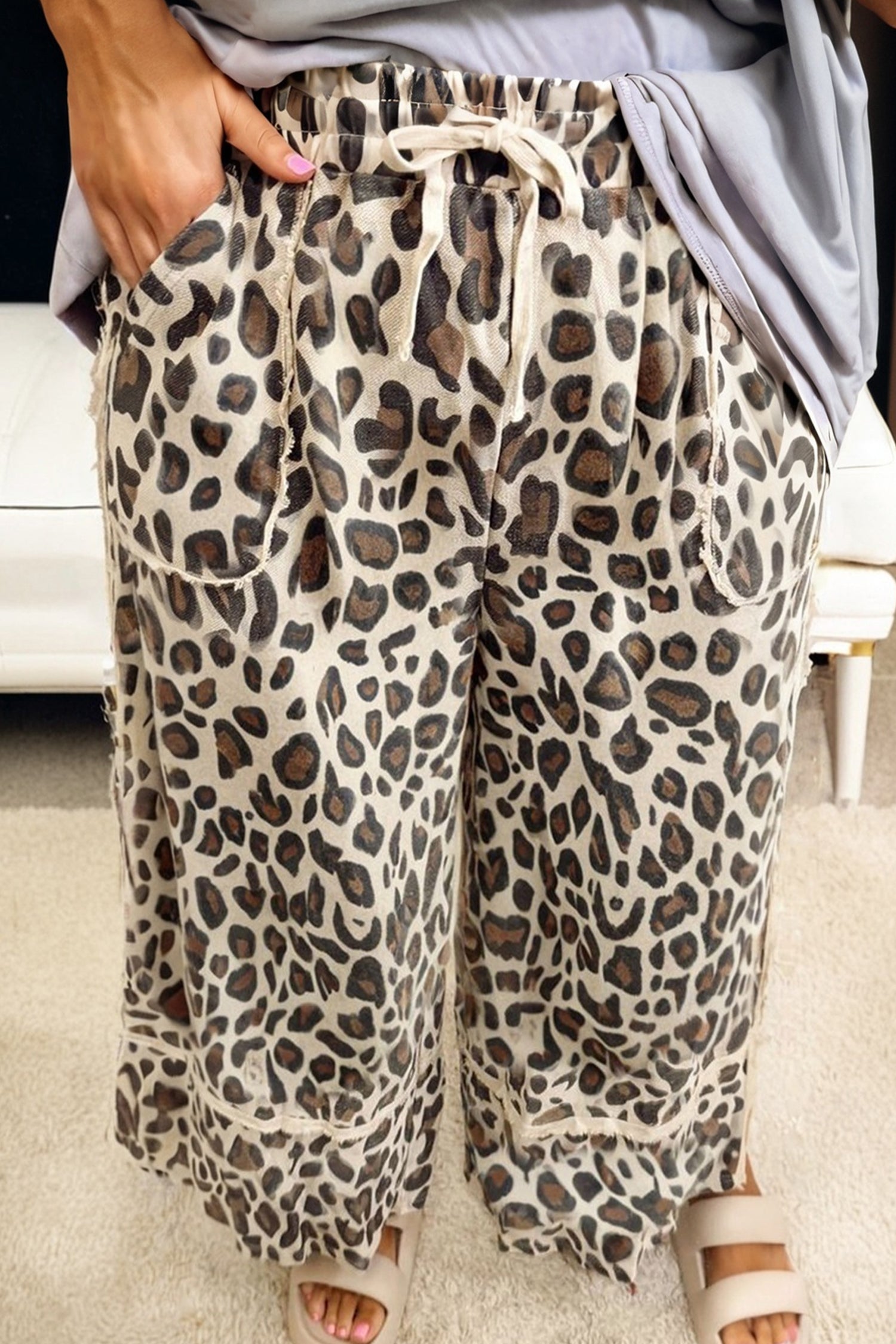 Khaki Exposed Seam Patched Pocket Plus Size Drawstring Leopard Wide Leg Pants-Plus Size/Plus Size Bottoms-[Adult]-[Female]-2022 Online Blue Zone Planet