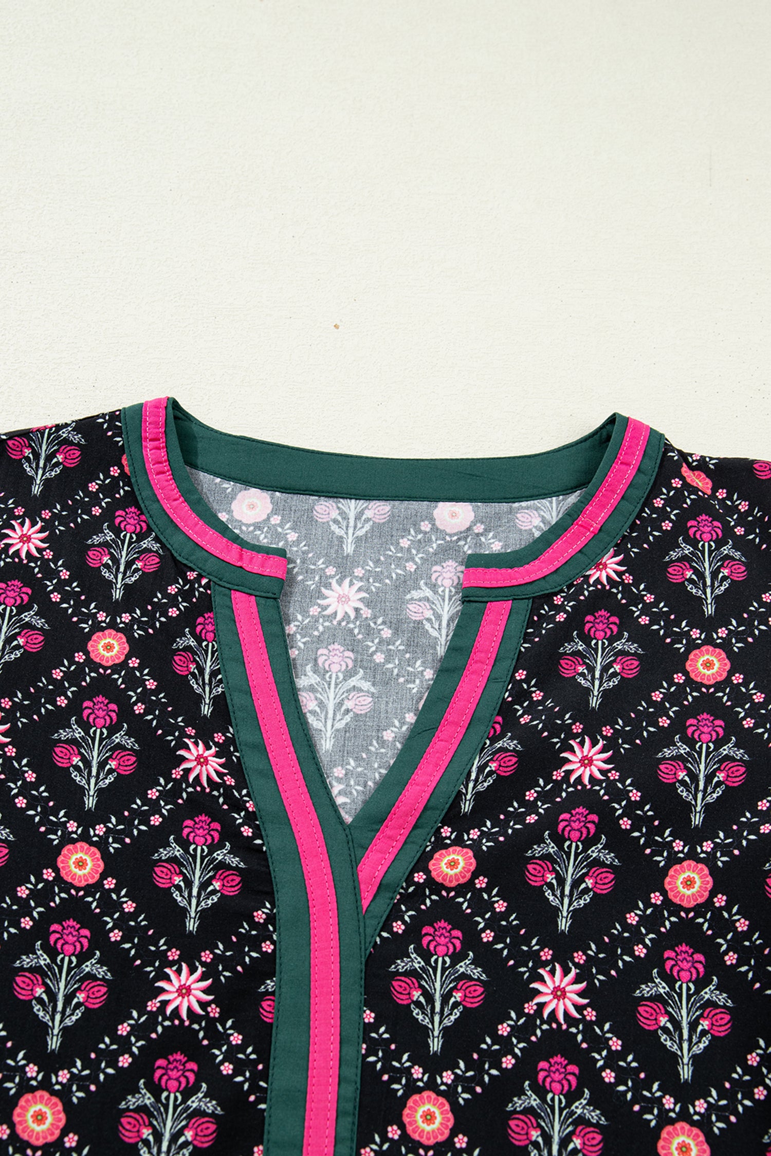 Black Contrast V Neckline Bracelet Sleeve Vintage Floral Blouse-Bracelet-[Adult]-[Female]-2022 Online Blue Zone Planet