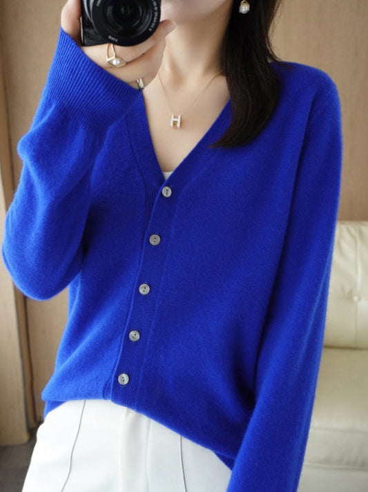 Blue Zone Planet |  V-neck solid color short knitted cardigan coat sweater BLUE ZONE PLANET