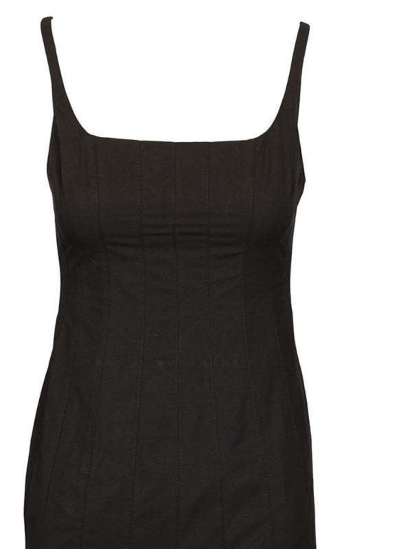 Simple pleated suspender dress with wide swing