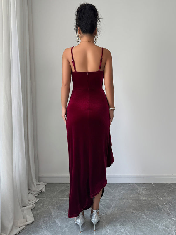 Elegant evening gown with suspenders and long dress