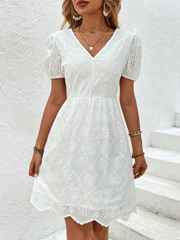 v-neck puff sleeve white dress BLUE ZONE PLANET