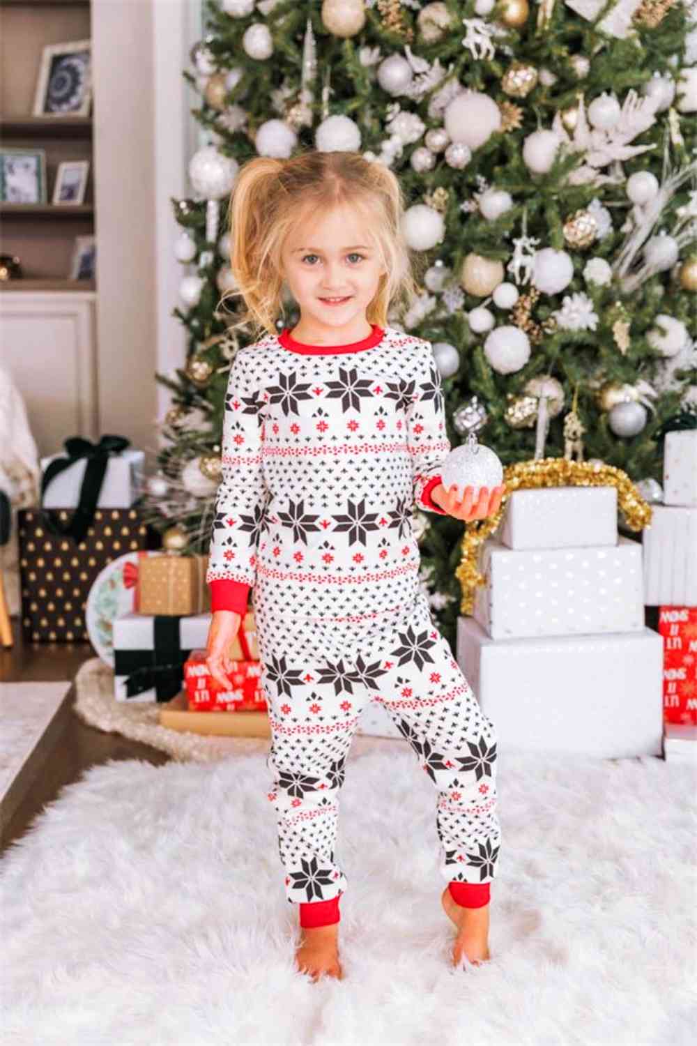 Snowflake Pattern Top and Pants Set BLUE ZONE PLANET