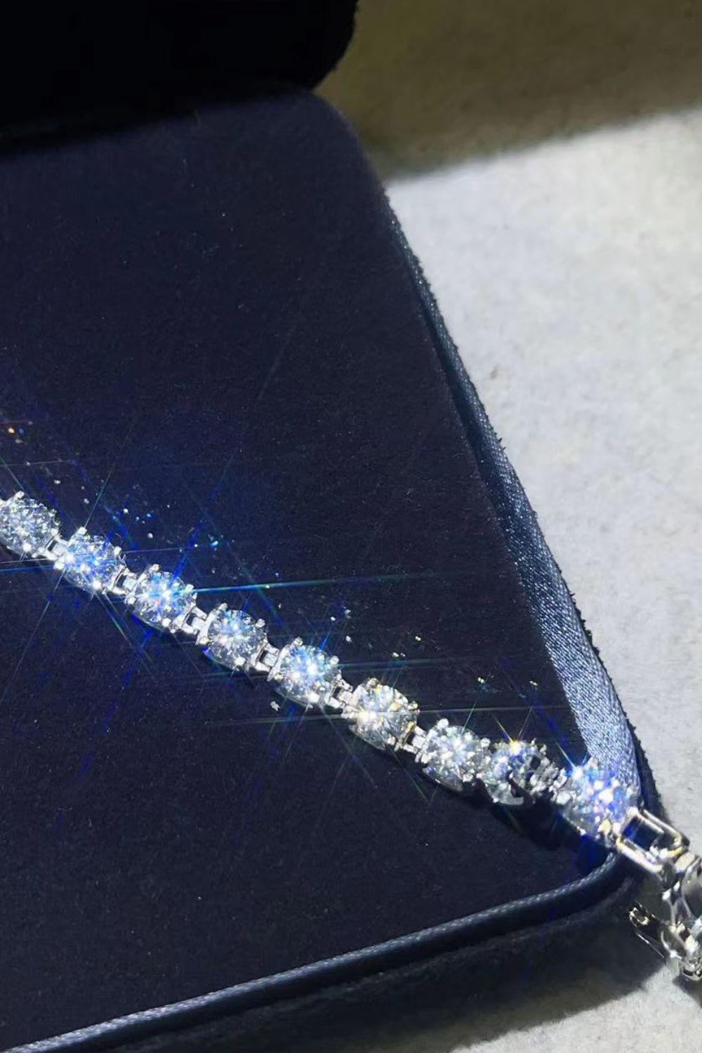 10 Carat Moissanite Platinum-Plated Bracelet BLUE ZONE PLANET