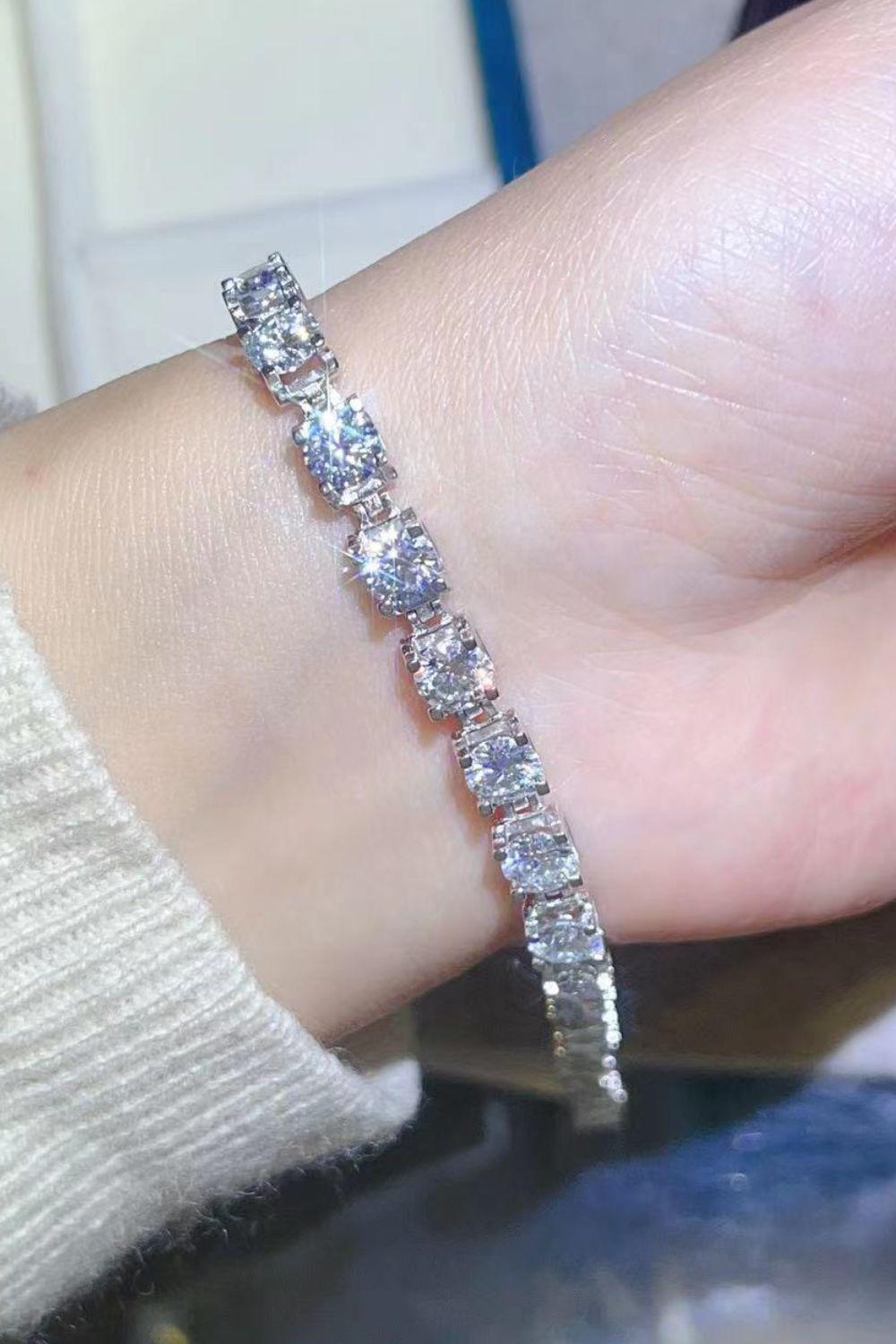 10 Carat Moissanite Platinum-Plated Bracelet BLUE ZONE PLANET