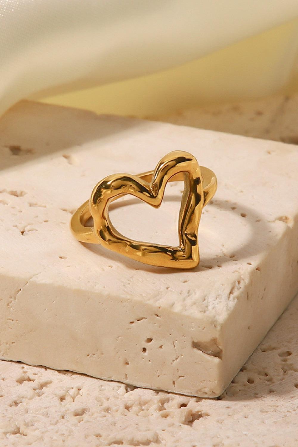 18K Gold Plated Heart-Shaped Ring BLUE ZONE PLANET