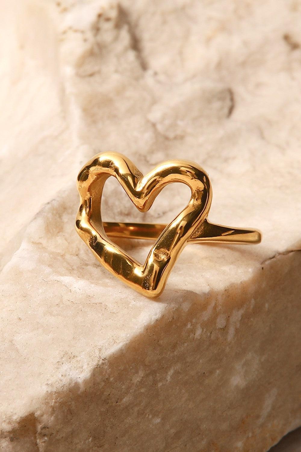 18K Gold Plated Heart-Shaped Ring BLUE ZONE PLANET