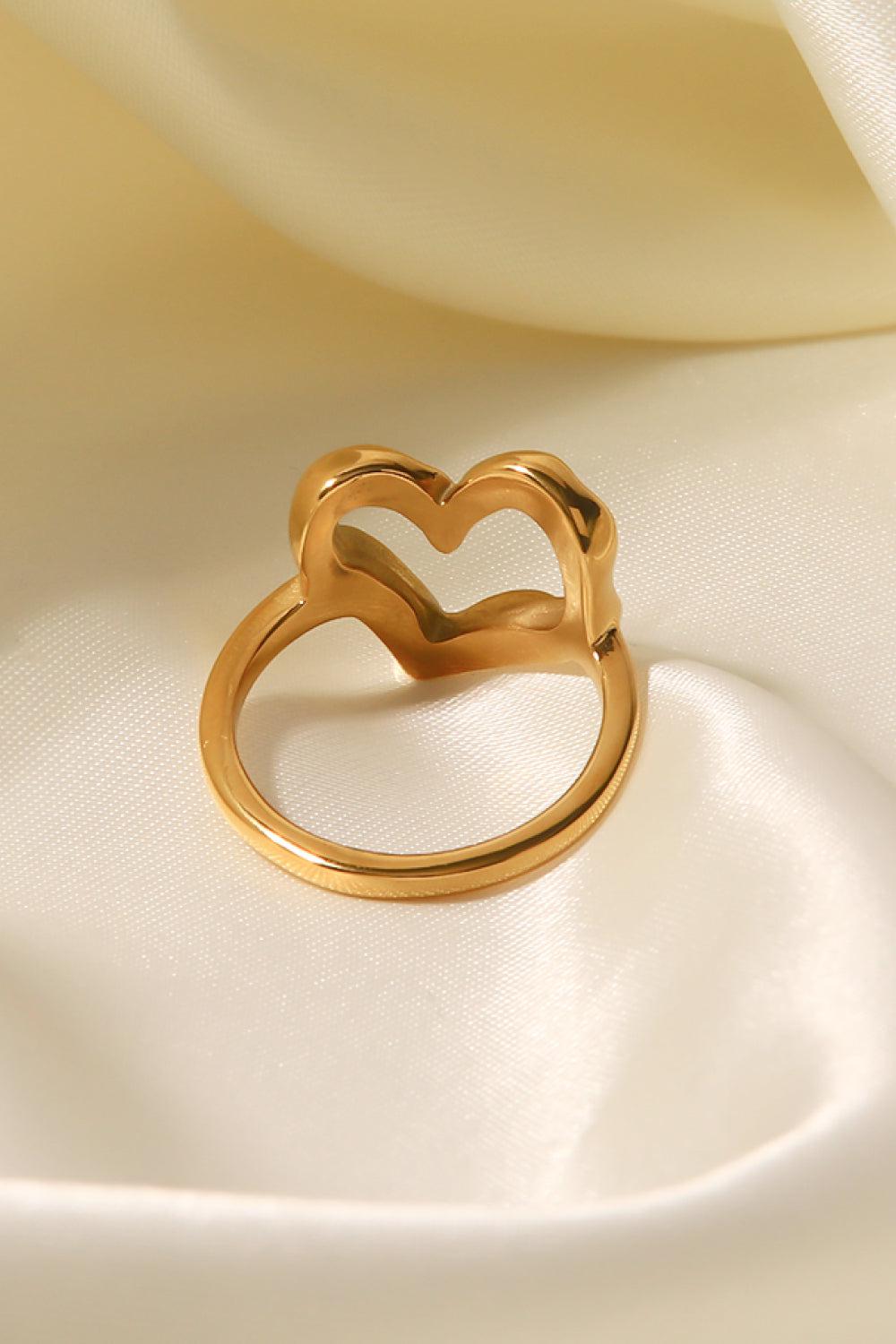 18K Gold Plated Heart-Shaped Ring BLUE ZONE PLANET