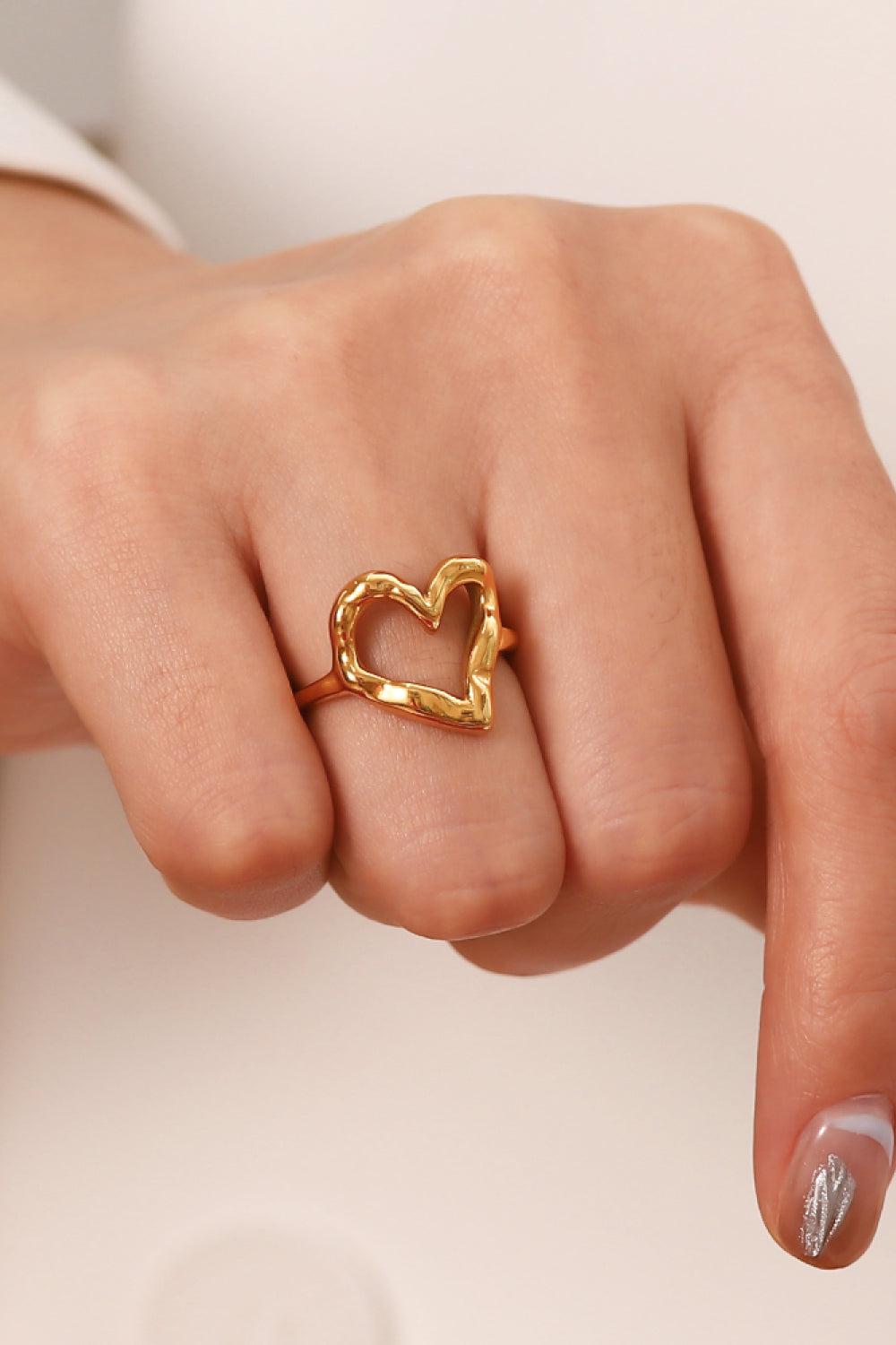 18K Gold Plated Heart-Shaped Ring BLUE ZONE PLANET