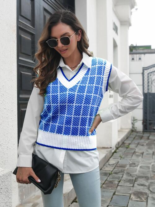 Plaid V-Neck Sweater Vest BLUE ZONE PLANET