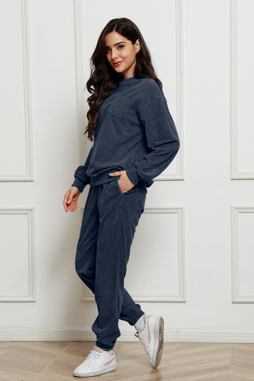 Round Neck Sweatshirt and Sweatpants Set BLUE ZONE PLANET