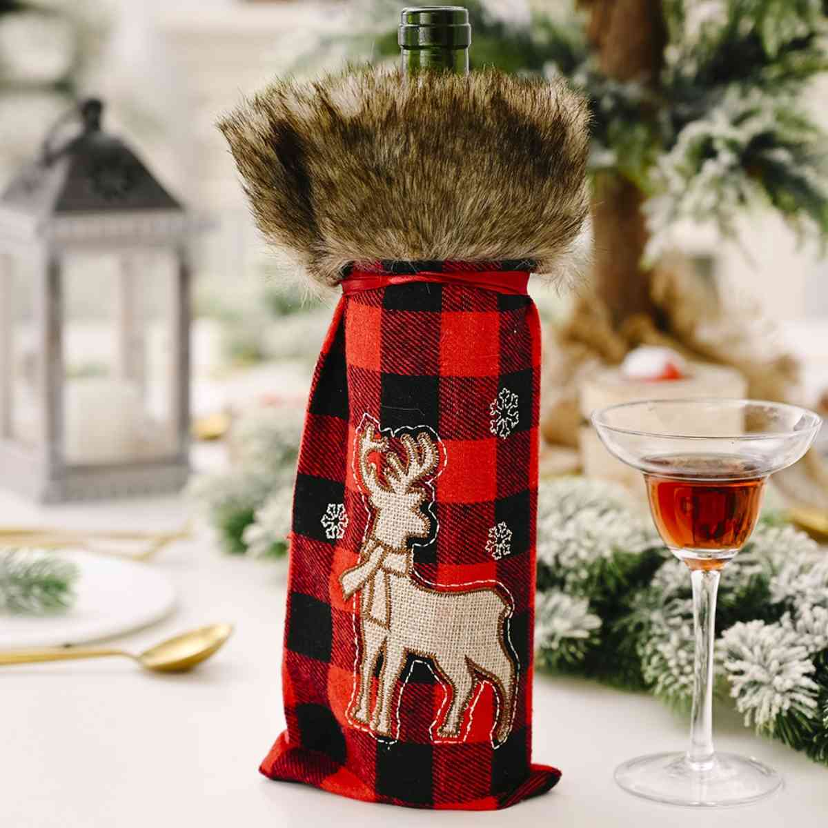 Christmas Graphic Plaid Wine Bottle Cover BLUE ZONE PLANET